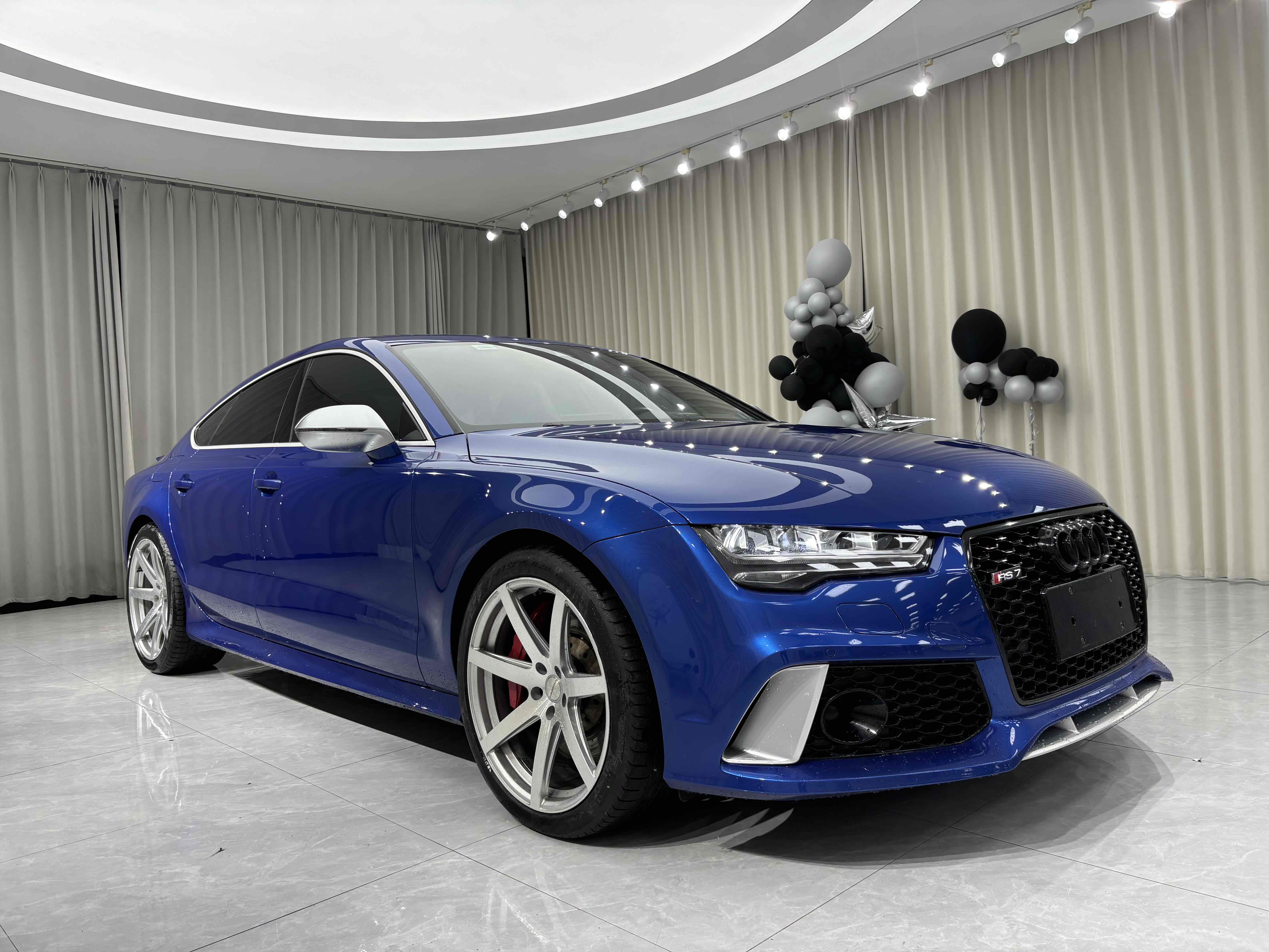 Audi RS 7 2017 car image #4