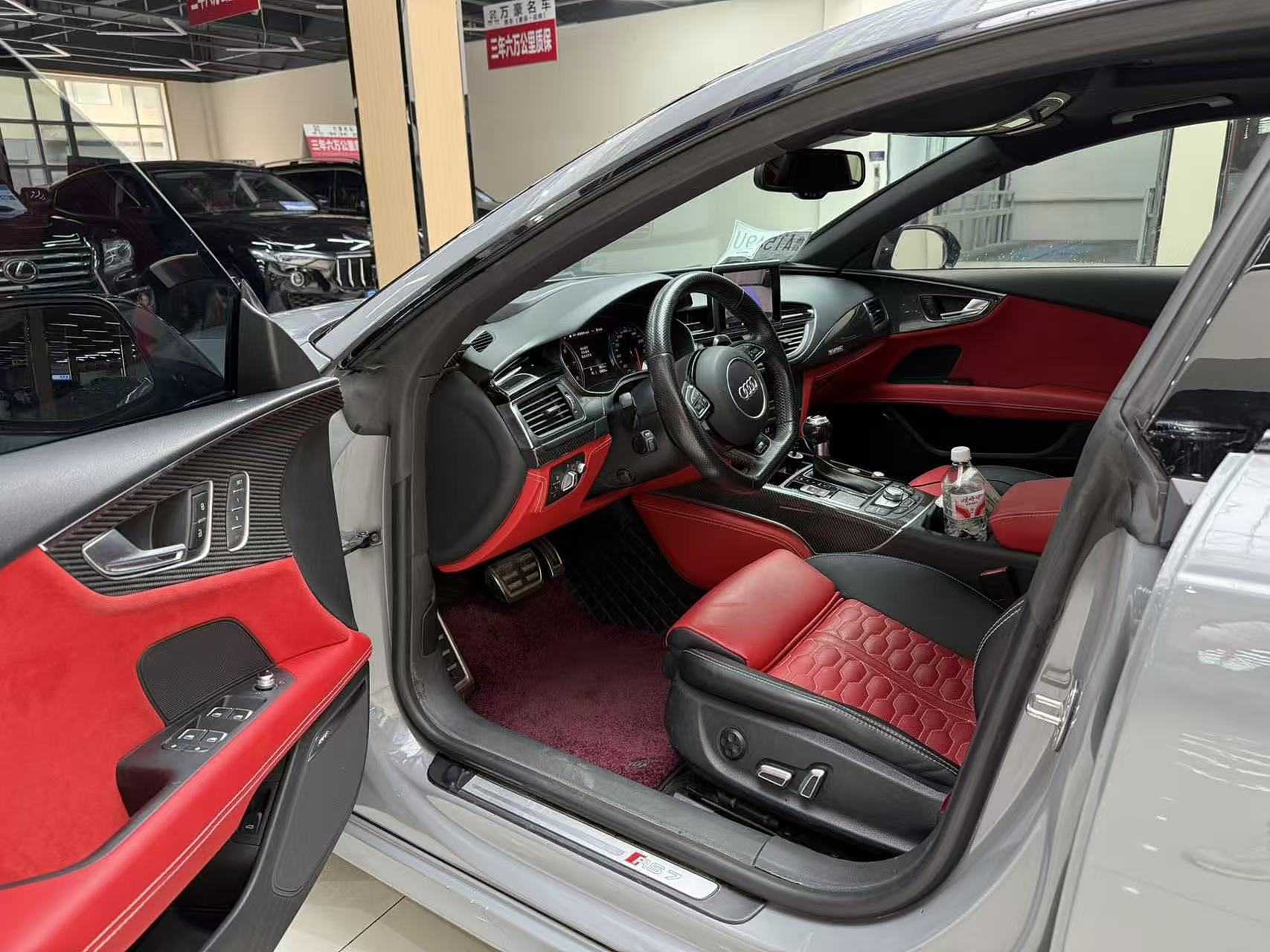 Audi RS 7 2018 car image #4