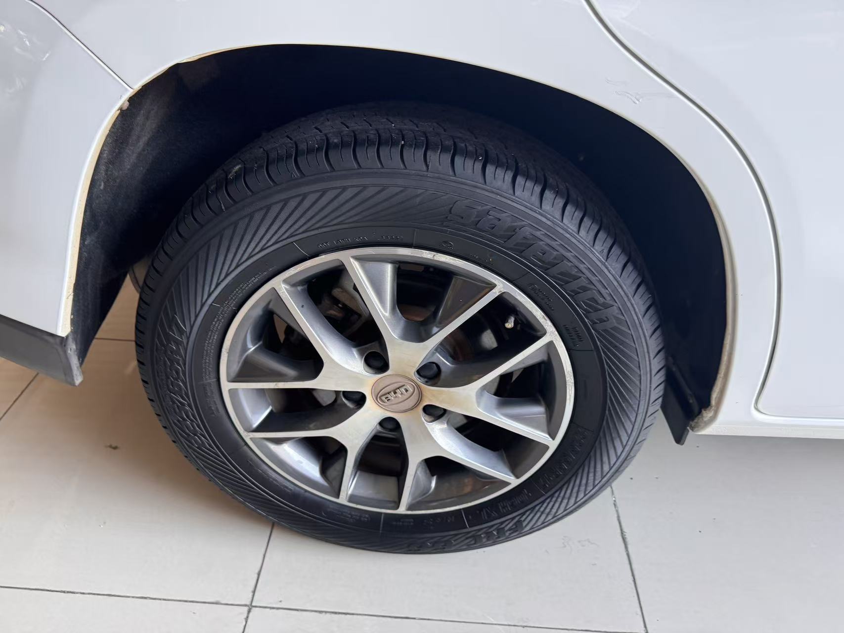 BYD Song 2016 car image #4