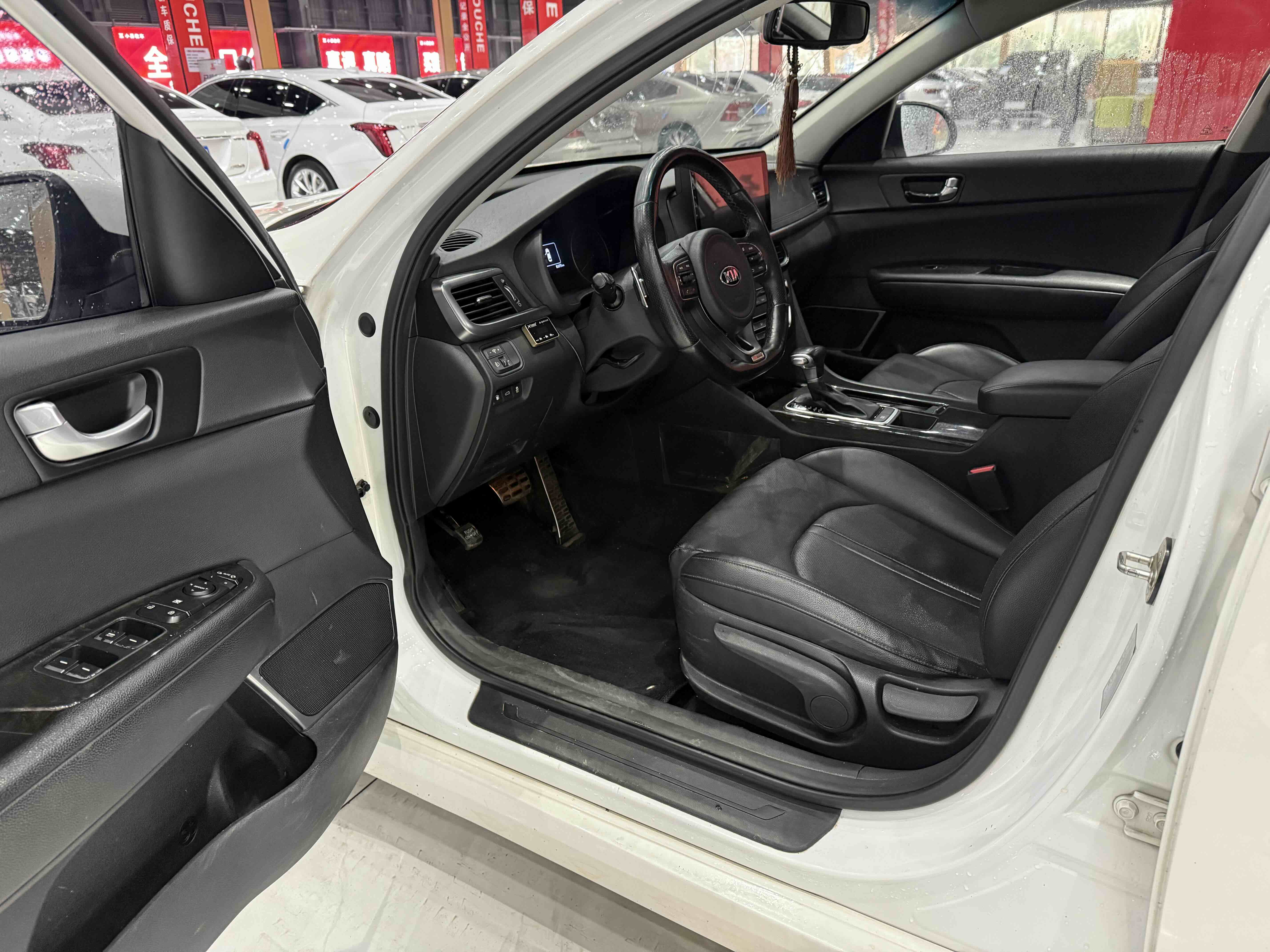Kia K5 2016 car image #4