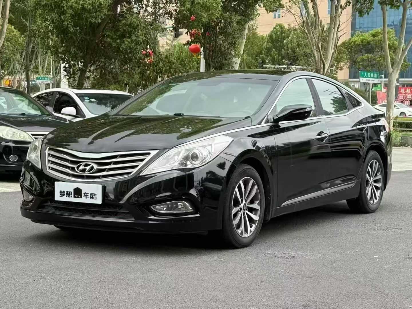 Hyundai Azera 2012 car image #4