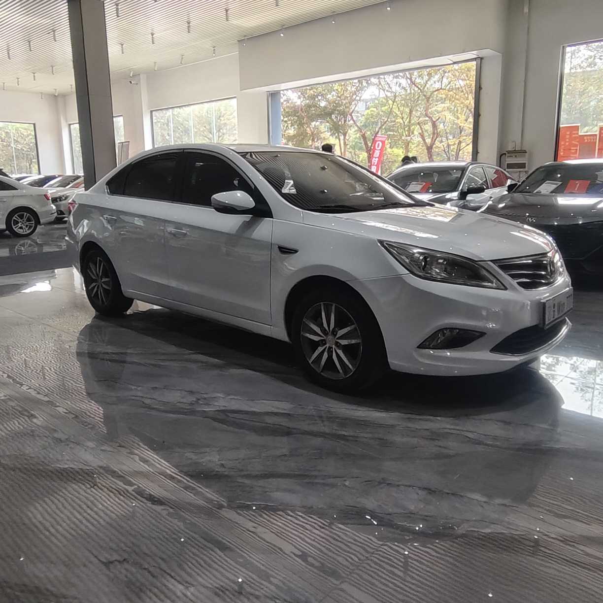 Changan Eado 2015 car image #4