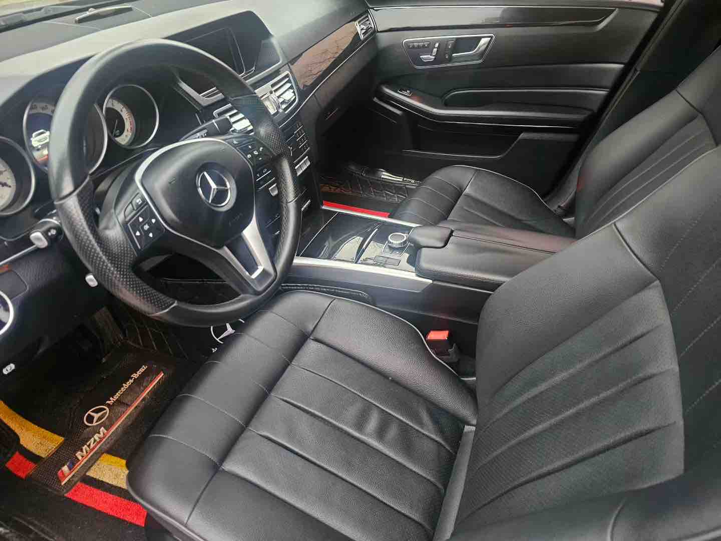 Mercedes-Benz E Class 2016 image de voiture #4