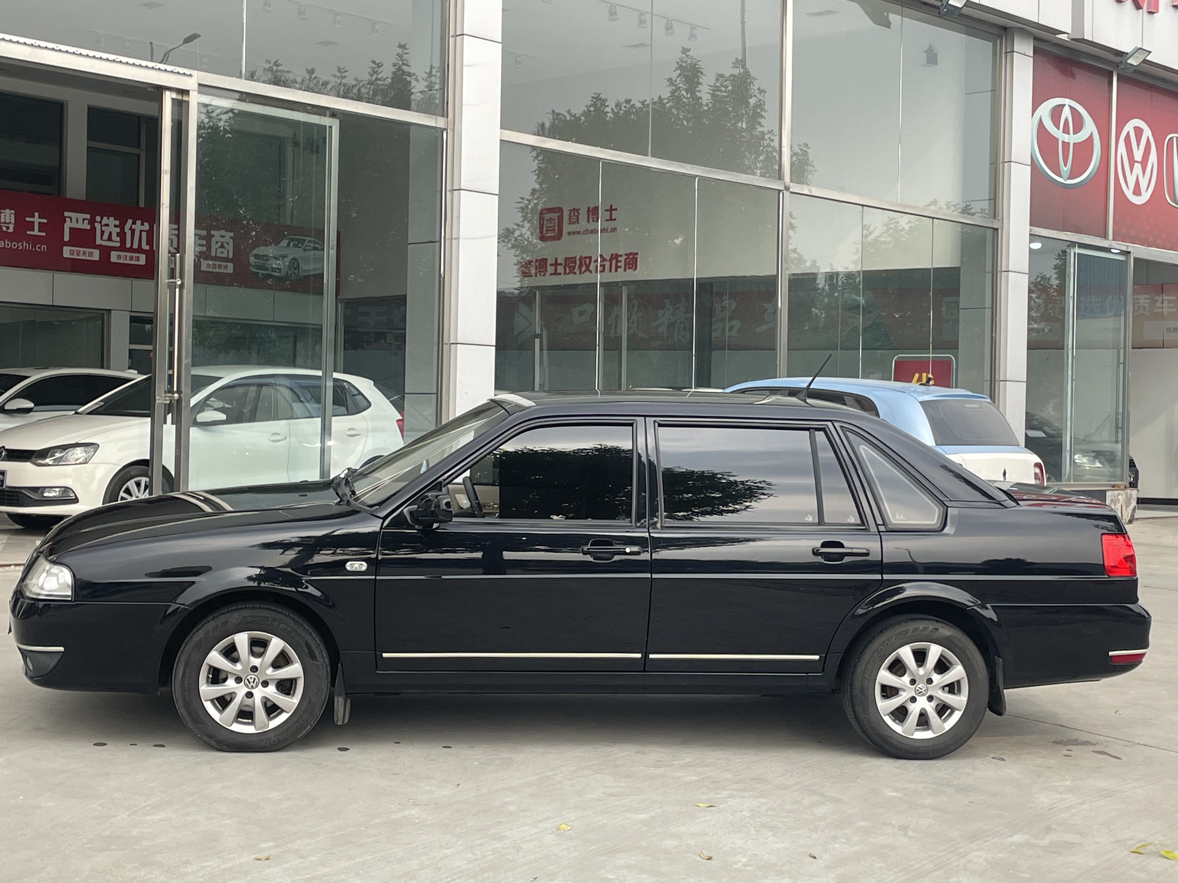 Volkswagen Santana Vista 2012 car image #4