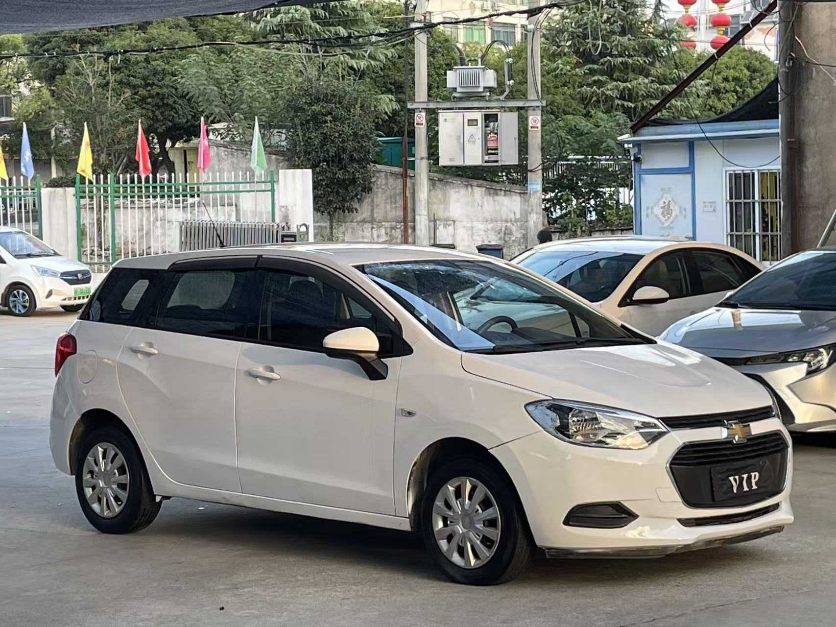 Chevrolet Lova RV 2016 car image #4