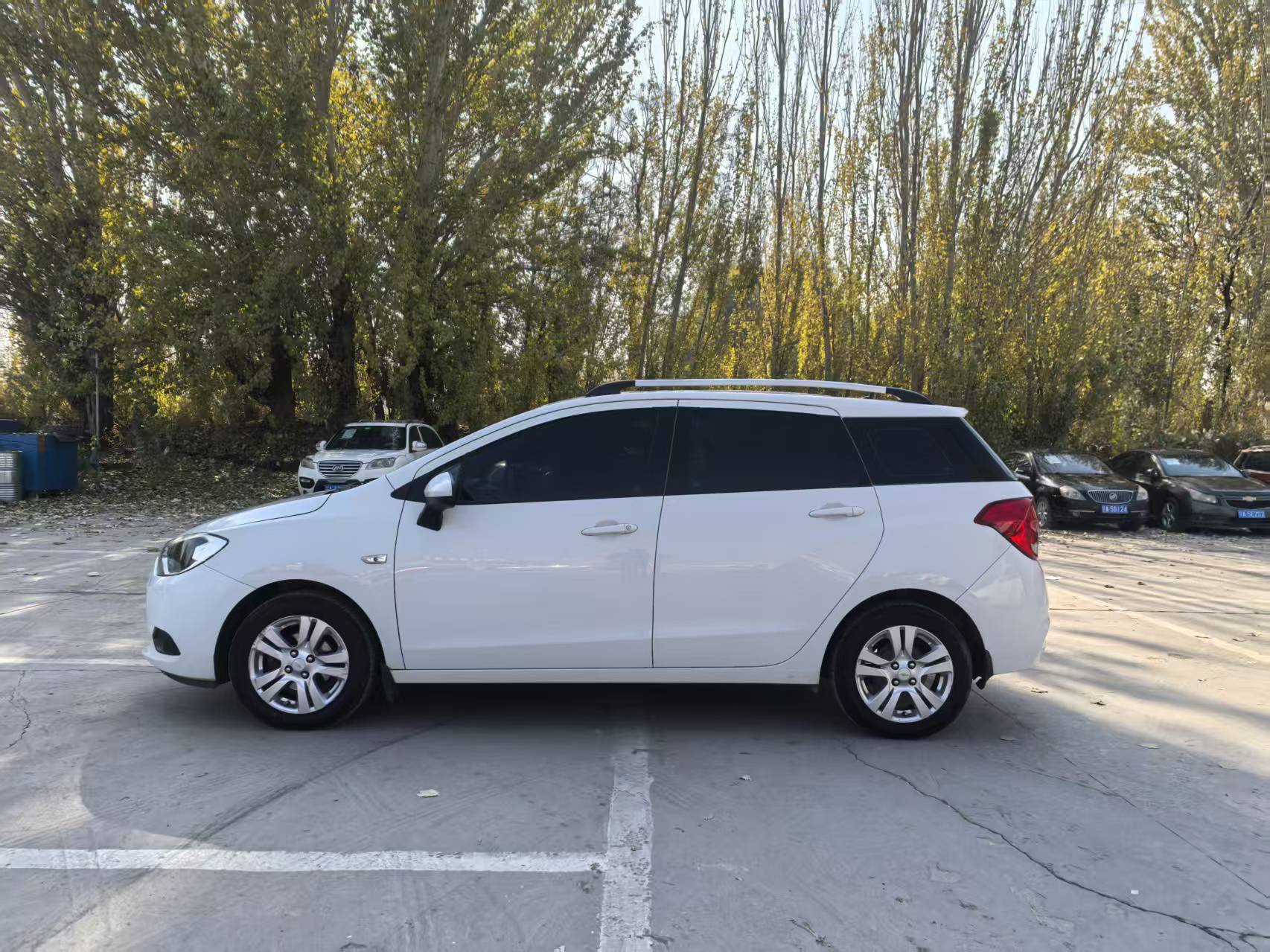 Chevrolet Lova 2016 #4 Chevrolet Lova 2016 immagine di auto #4