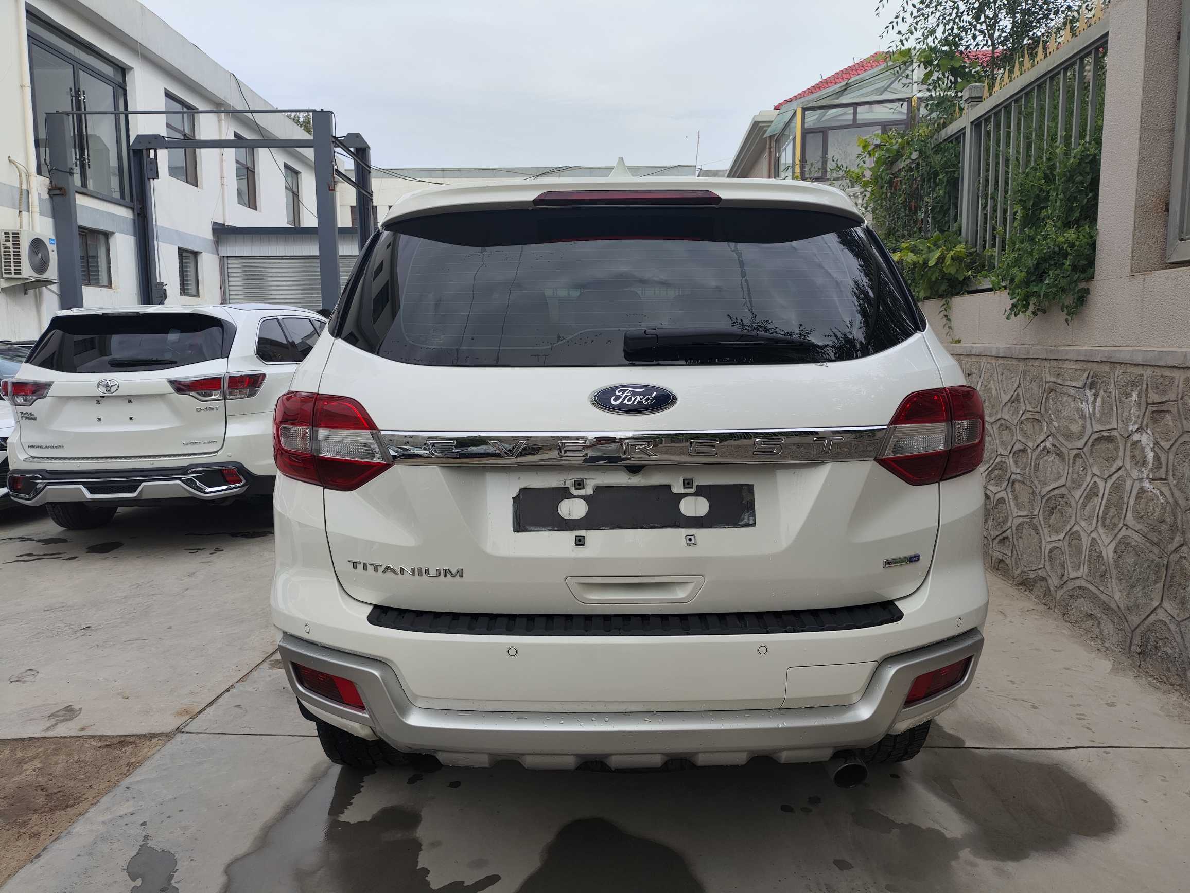 Ford Everest 2016 car image #4