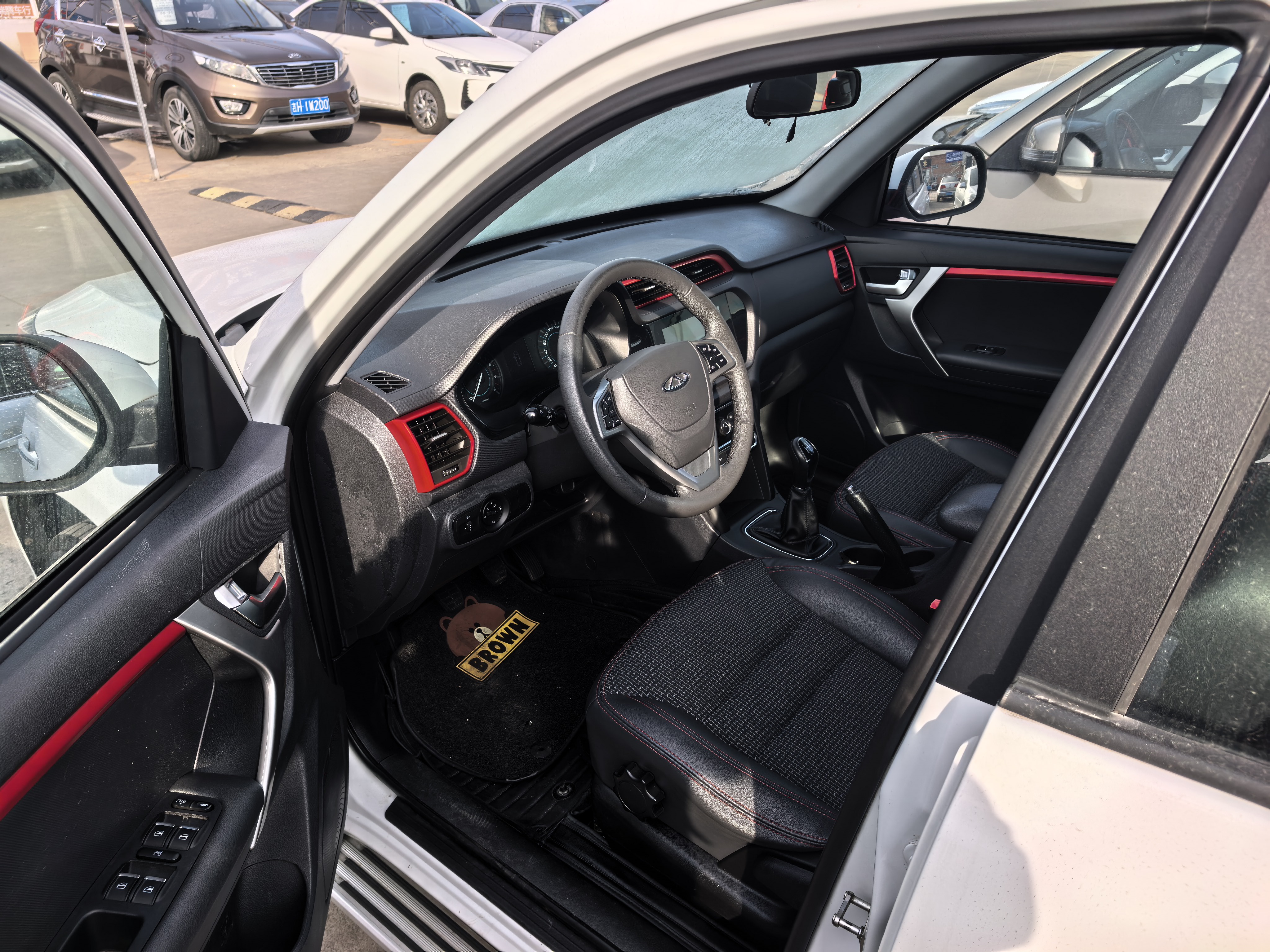 Tiggo 3 2016 car image #4