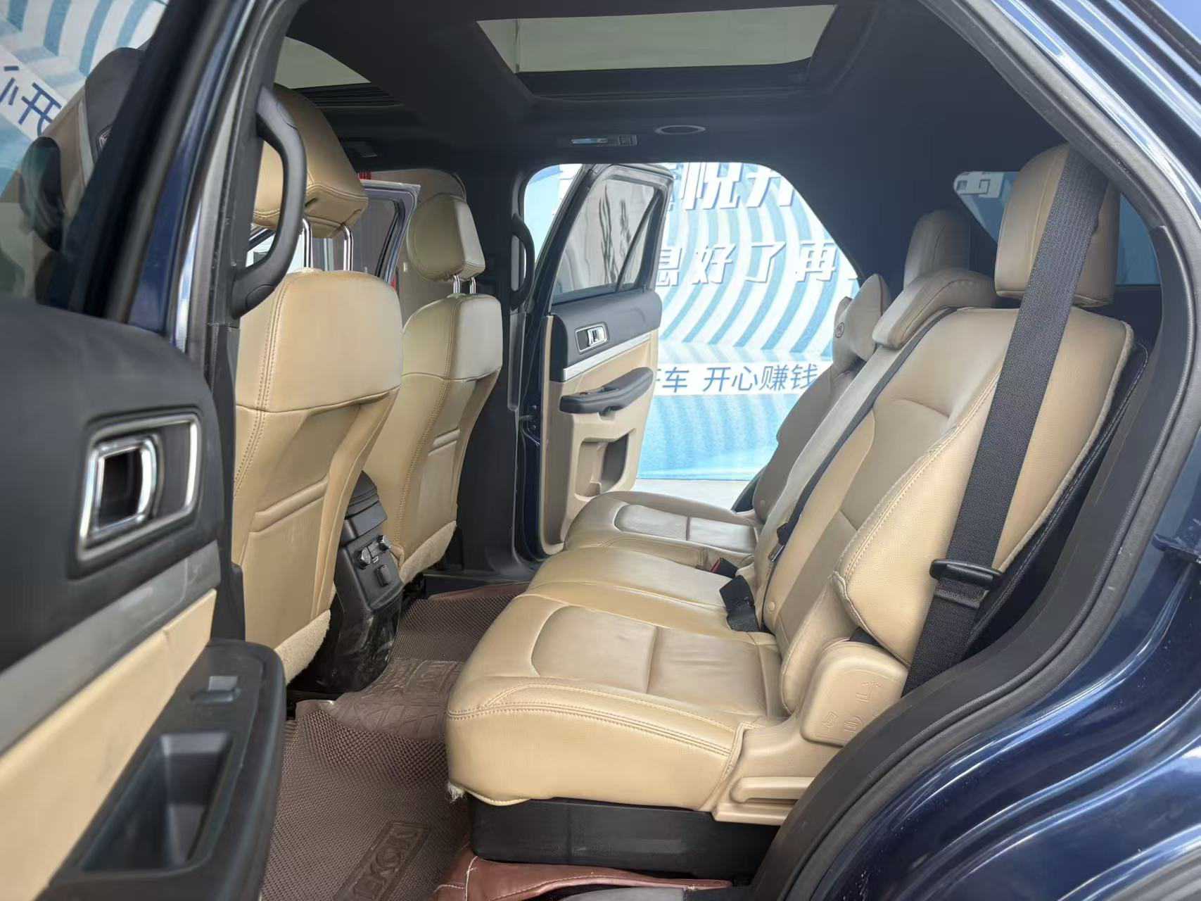 Ford Explorer (Imported) 2016 #4 Ford Explorer (Imported) 2016 car image #4