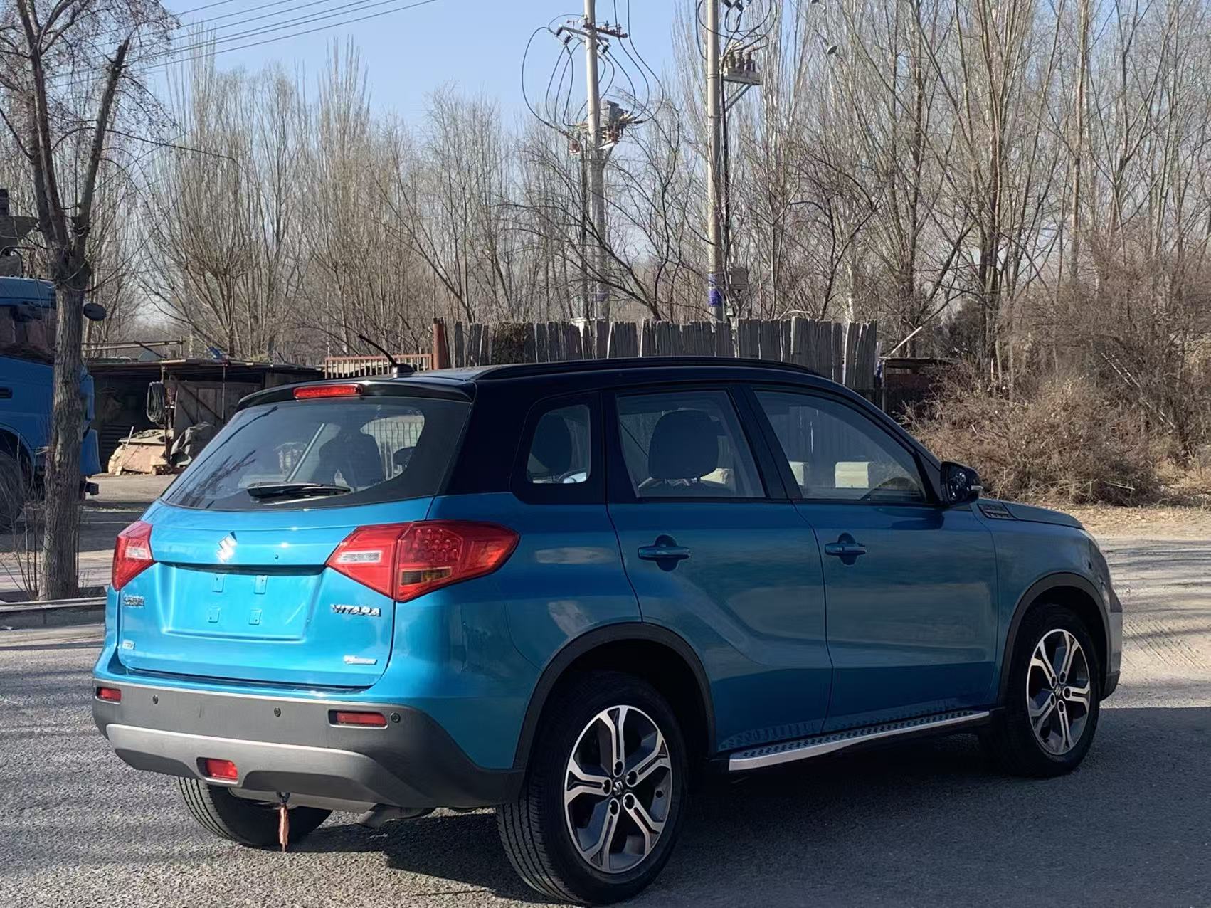 Suzuki Vitara 2016 image de voiture #4