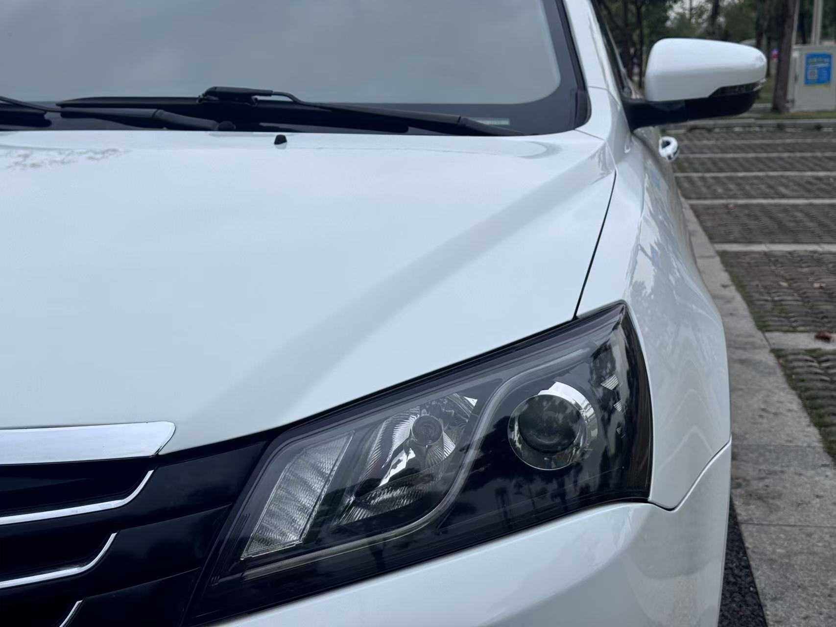 GEELY Emgrand 2016 car image #4
