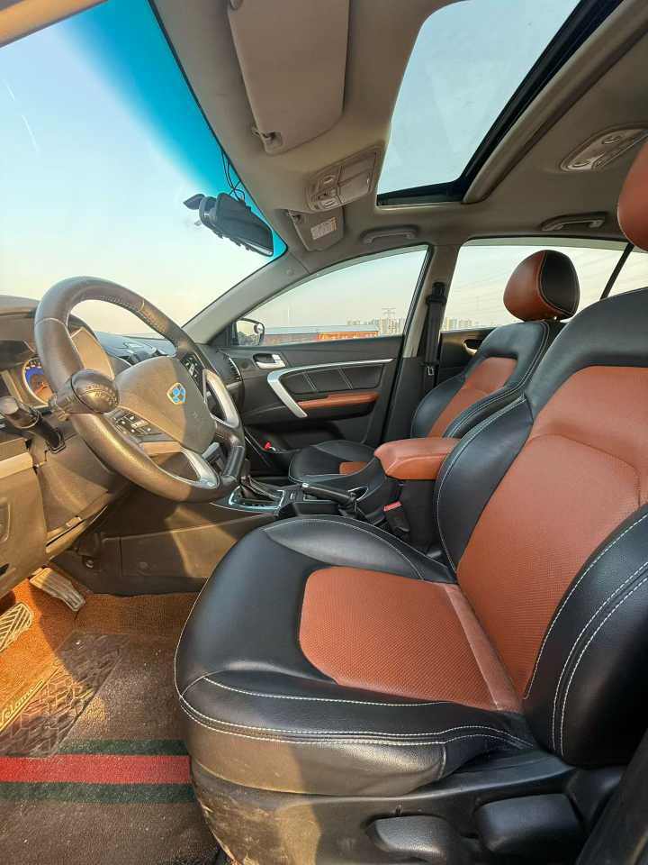 Emgrand 2016 #4 Emgrand 2016 car image #4