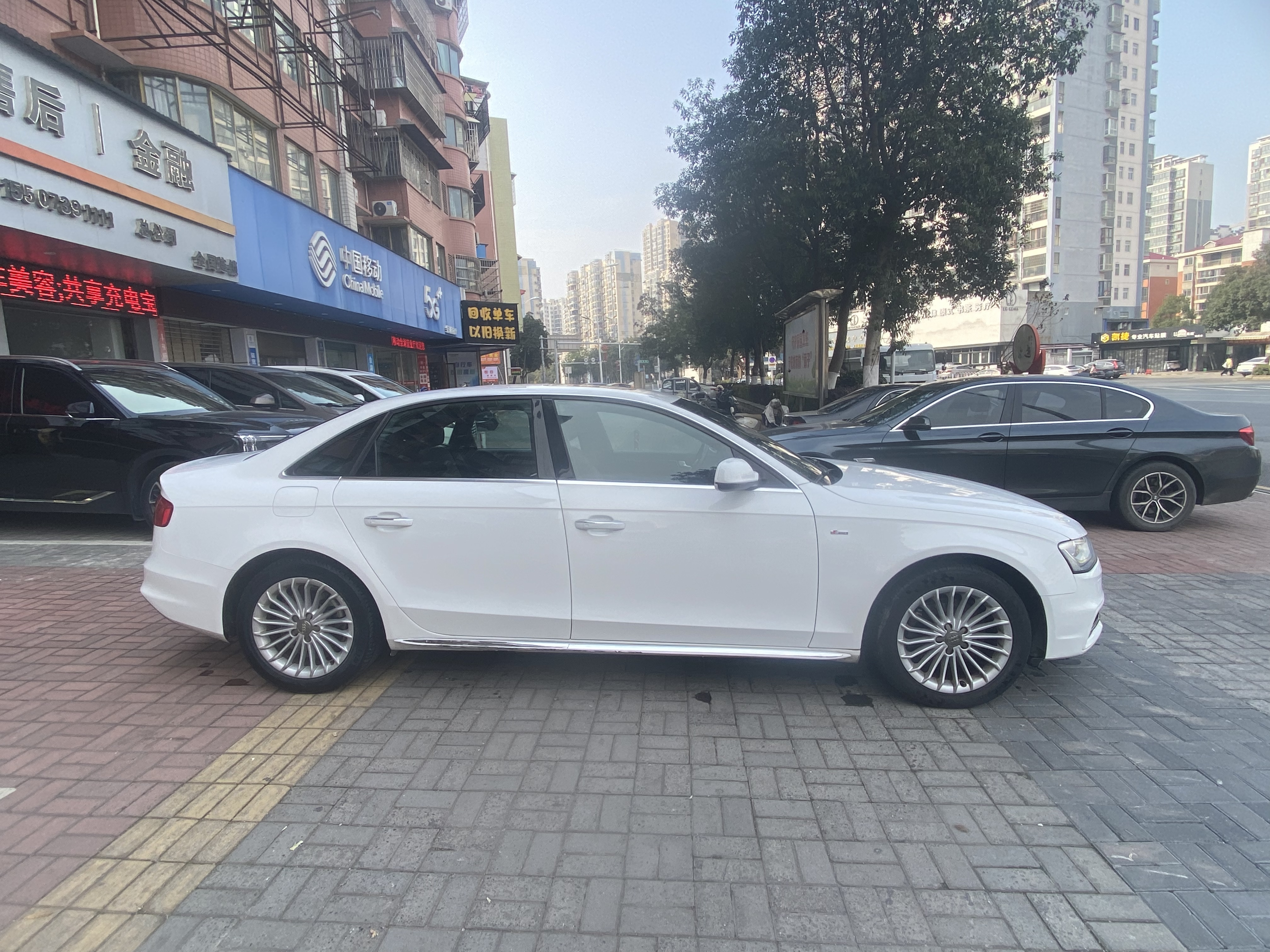 Audi A4L 2016 #4 Audi A4L 2016 car image #4