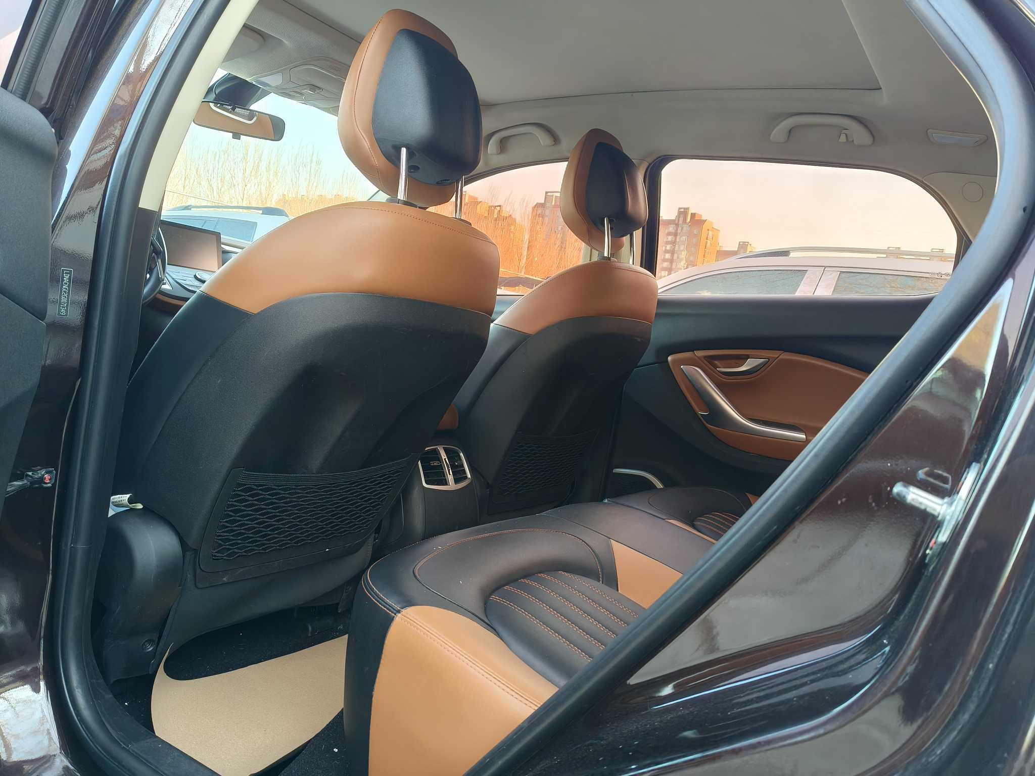 Soueast DX7 2016 car image #4