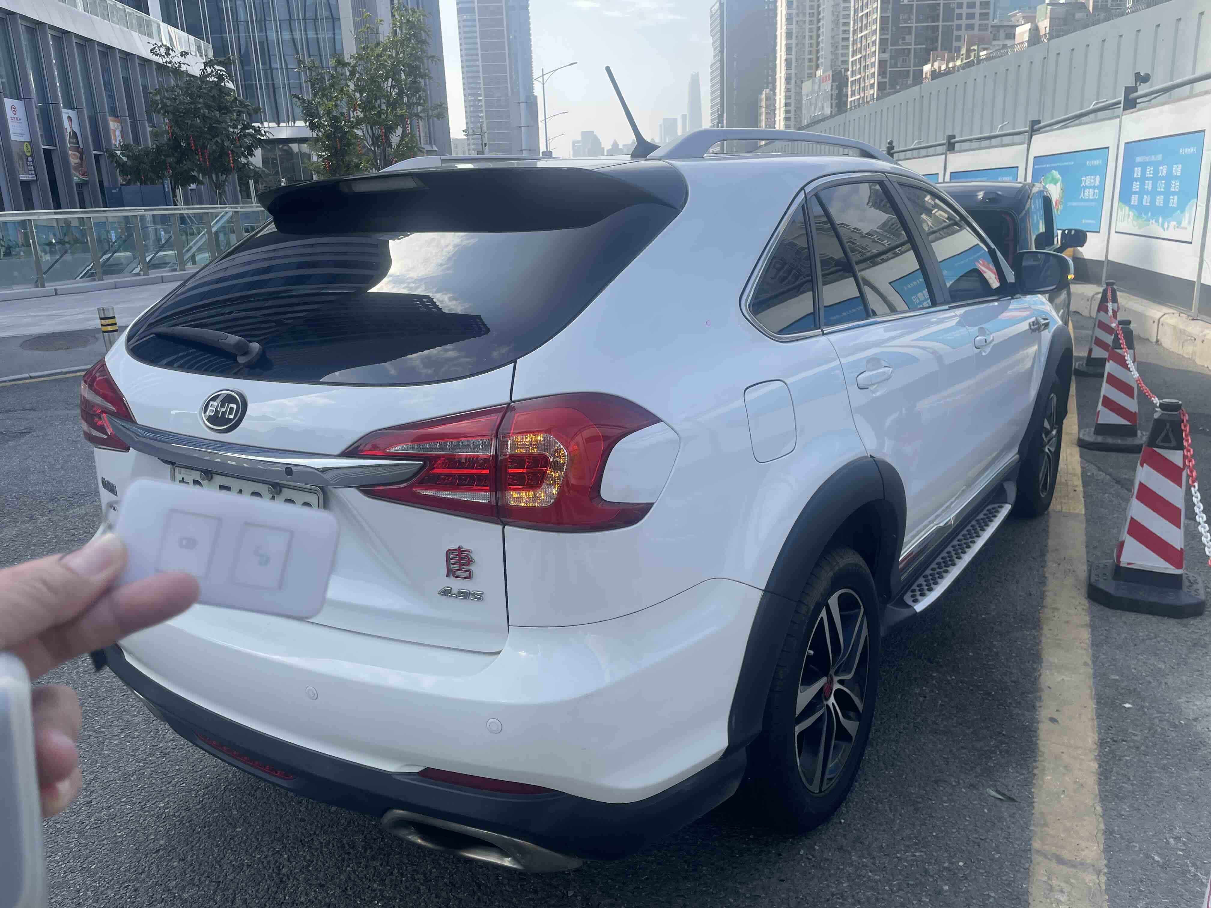 BYD Tang New Energy 2016 #4 BYD Tang New Energy 2016 car image #4