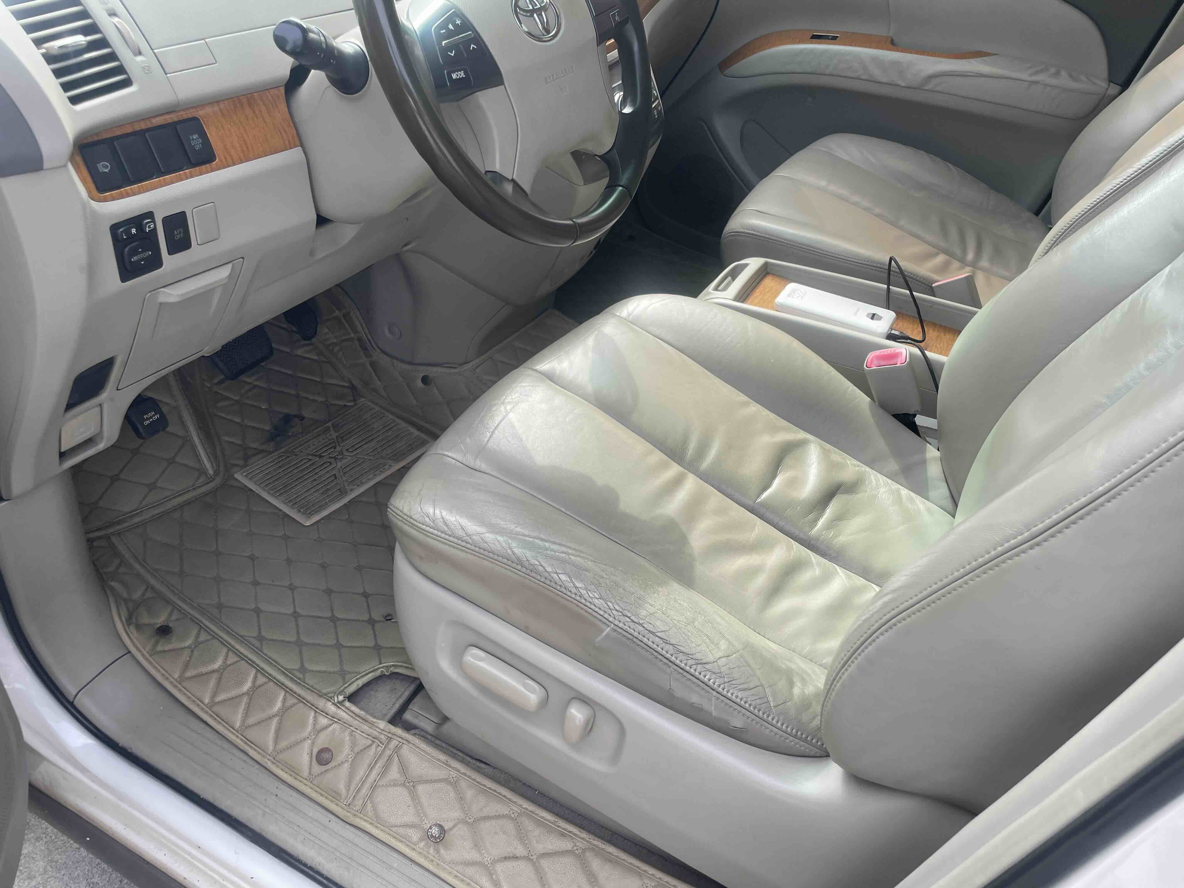 Toyota Previa 2012 #4 Toyota Previa 2012 car image #4