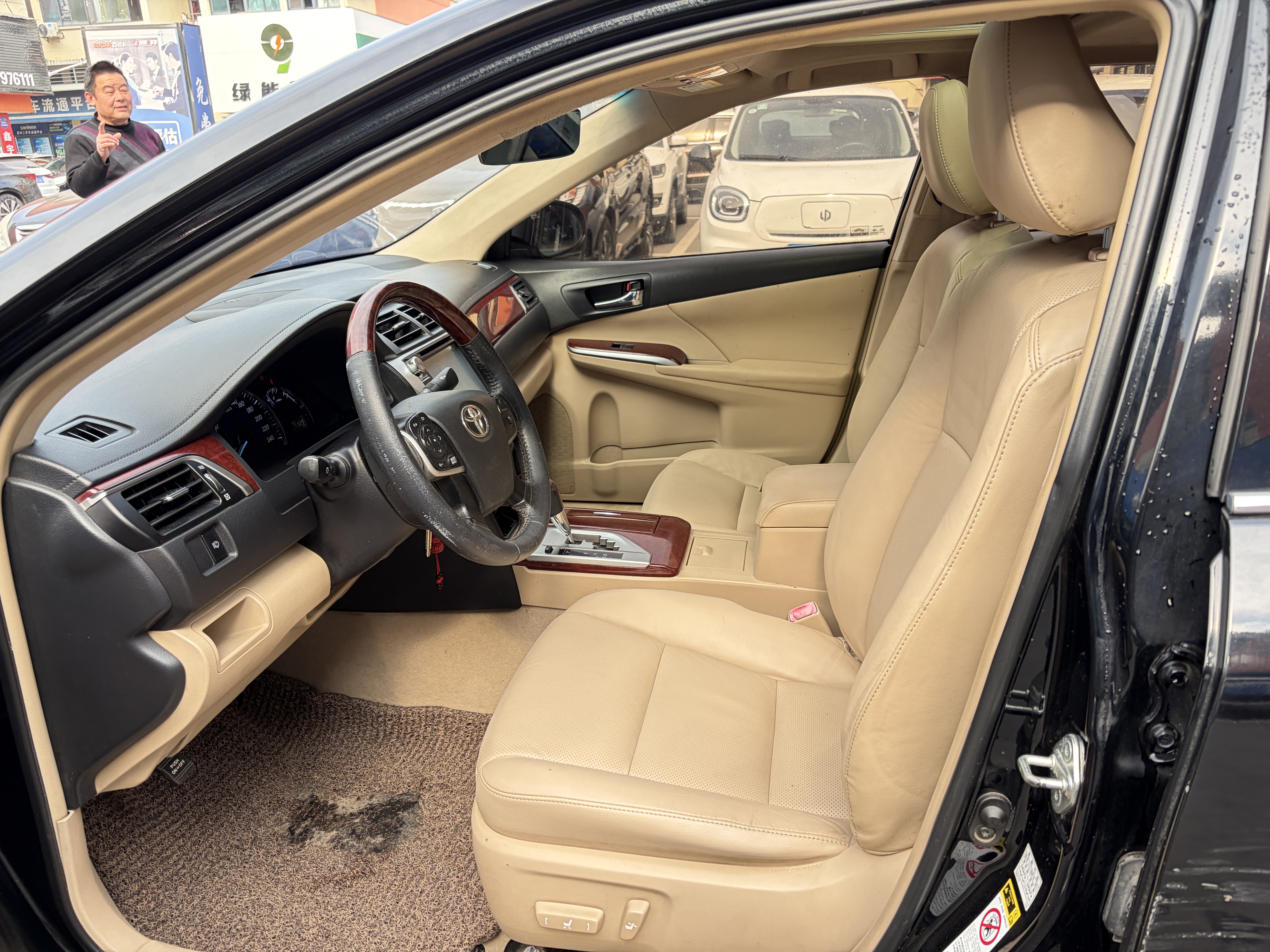 Toyota Camry 2012 immagine di auto #4