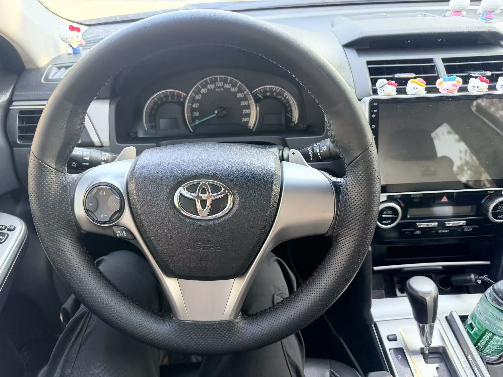 Toyota Camry 2014 immagine di auto #4