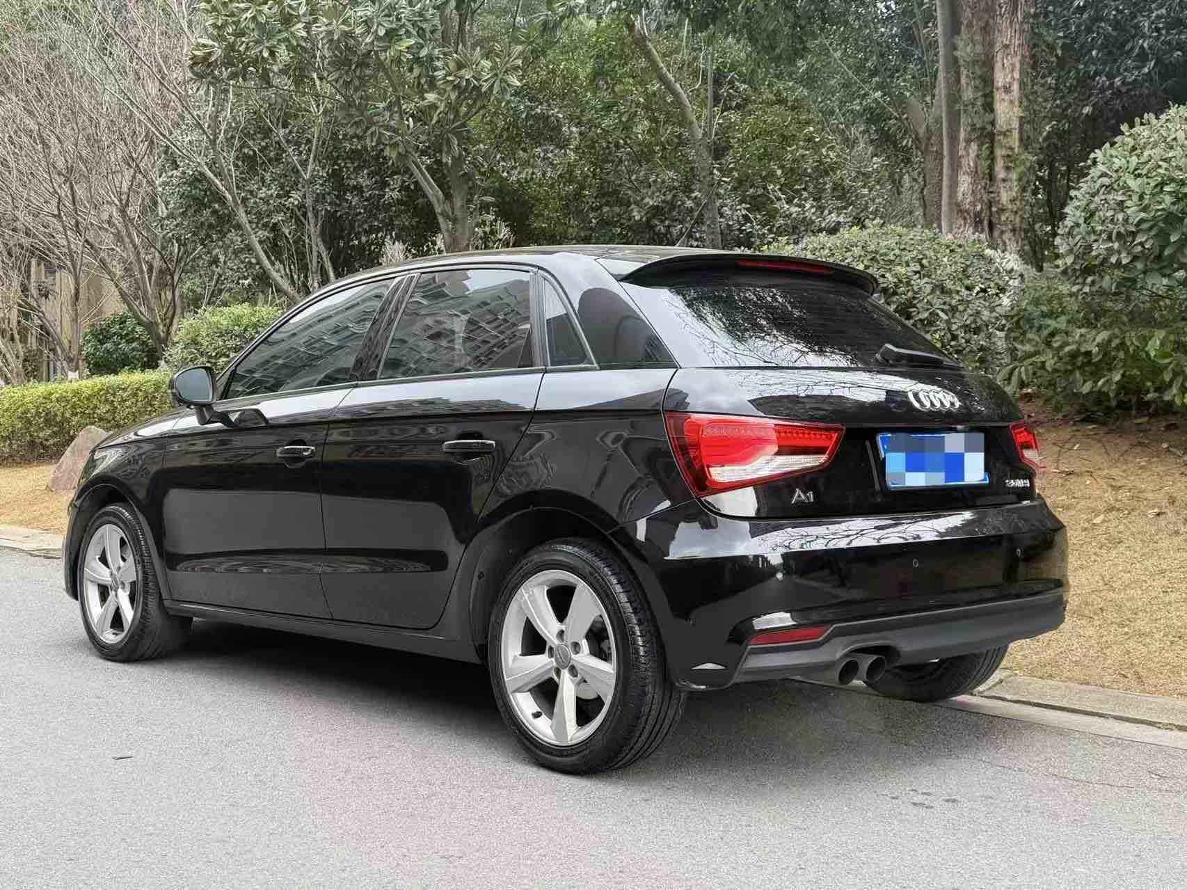 Audi A1 2017 car image #4