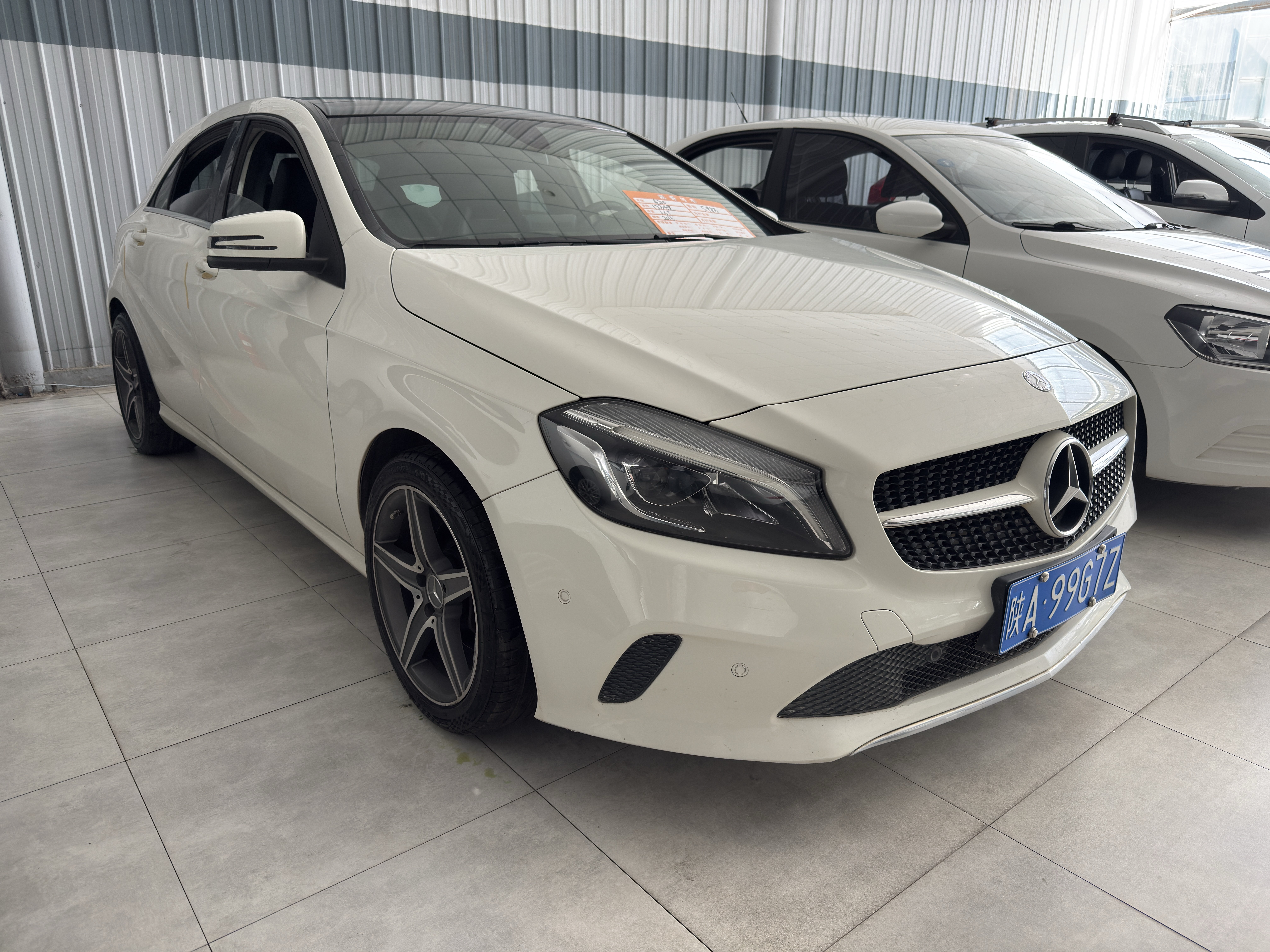 Toyota Sienna 2016 immagine di auto #4