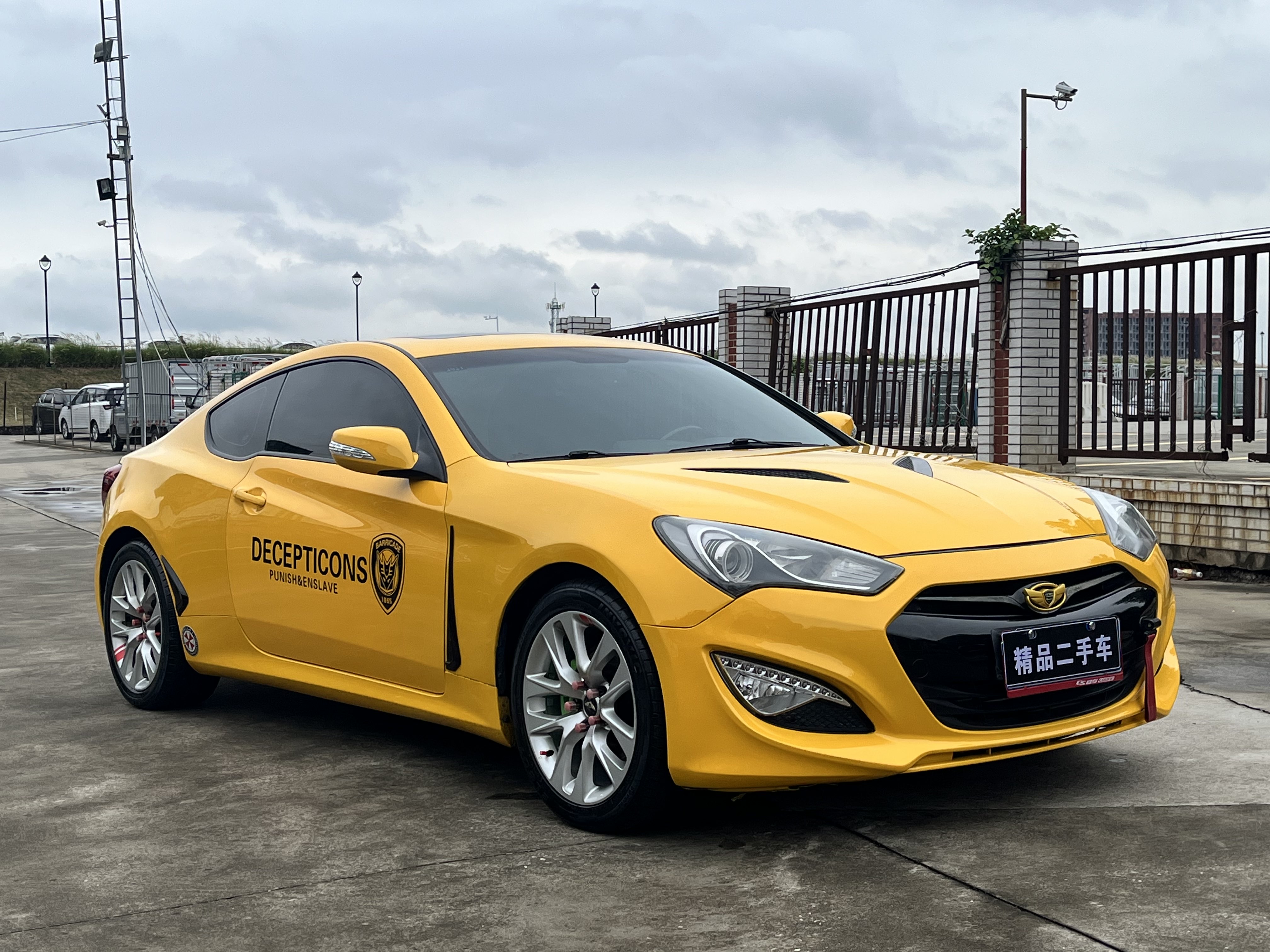 Hyundai Rohens 2013 #4 Hyundai Rohens 2013 car image #4