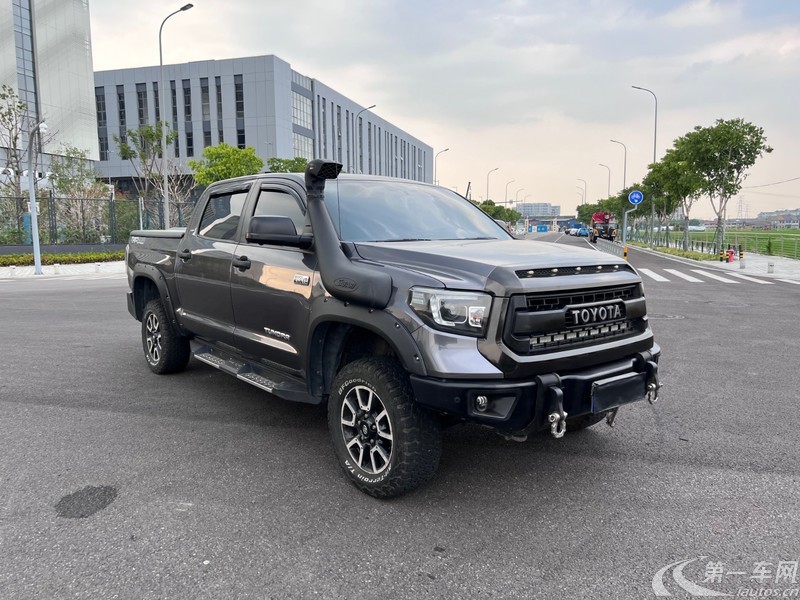 Toyota Tundra 2018 immagine di auto #4