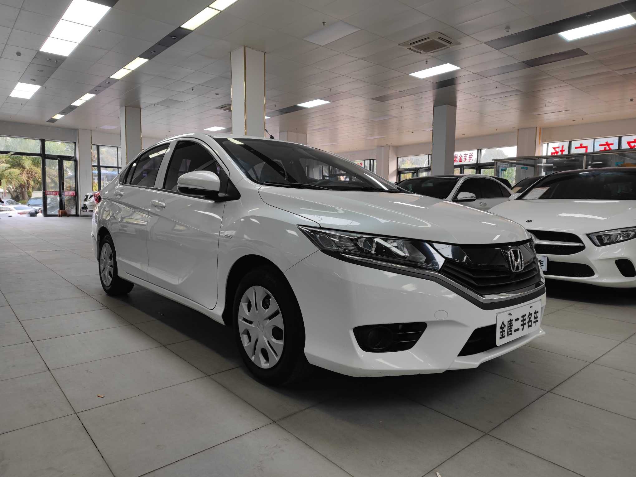 Honda Greiz 2017 car image #4