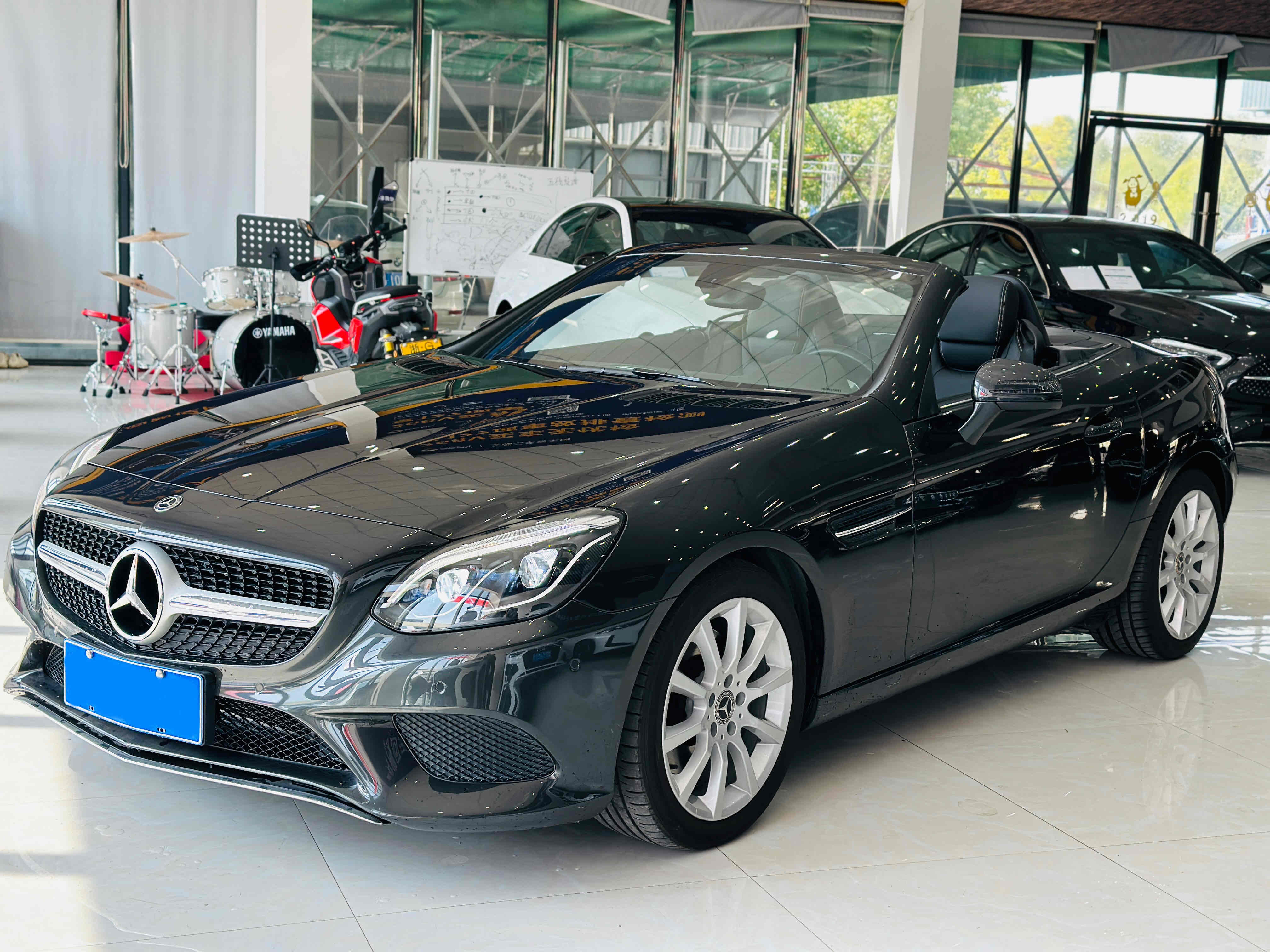 Mercedes-Benz SLC Class 2019 #4 Mercedes-Benz SLC Class 2019 car image #4