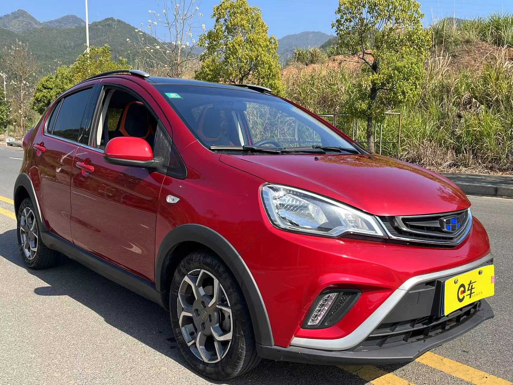 GEELY Vision X1 2017 #4 GEELY Vision X1 2017 изображение автомобиля #4