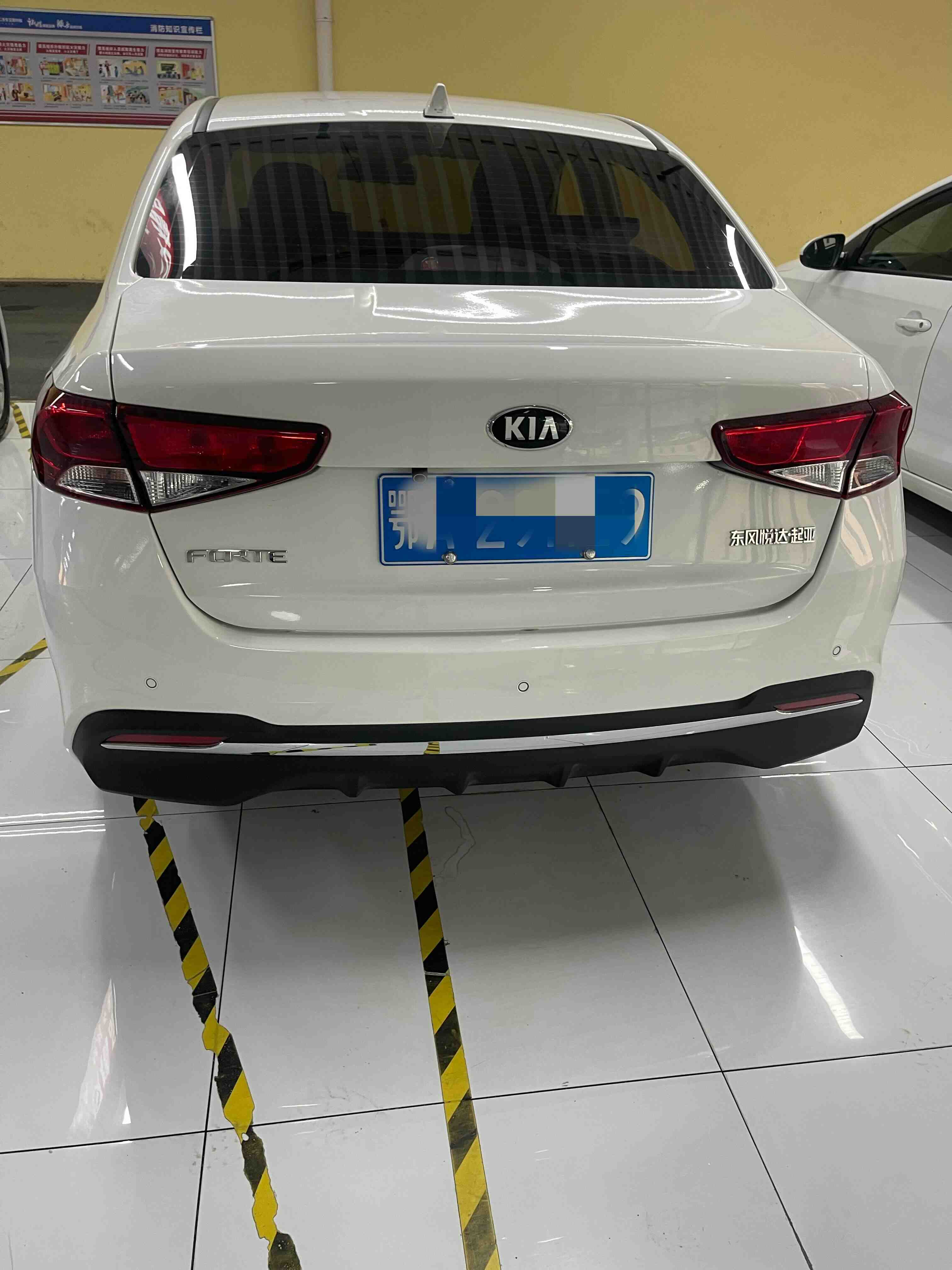 起亚 福瑞迪 2021 汽车图片 #4