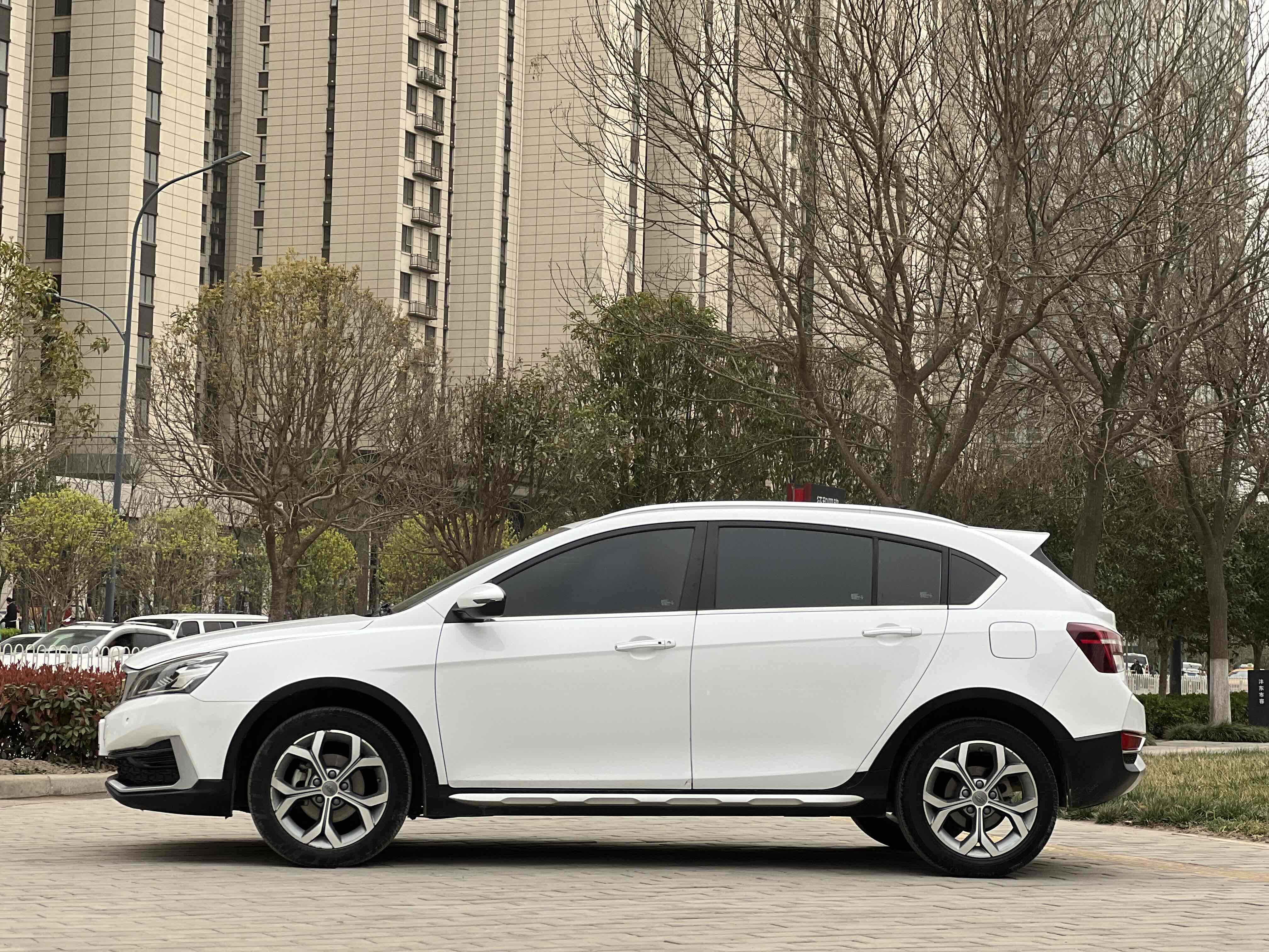 GEELY Vision S1 2018 #4 GEELY Vision S1 2018 car image #4