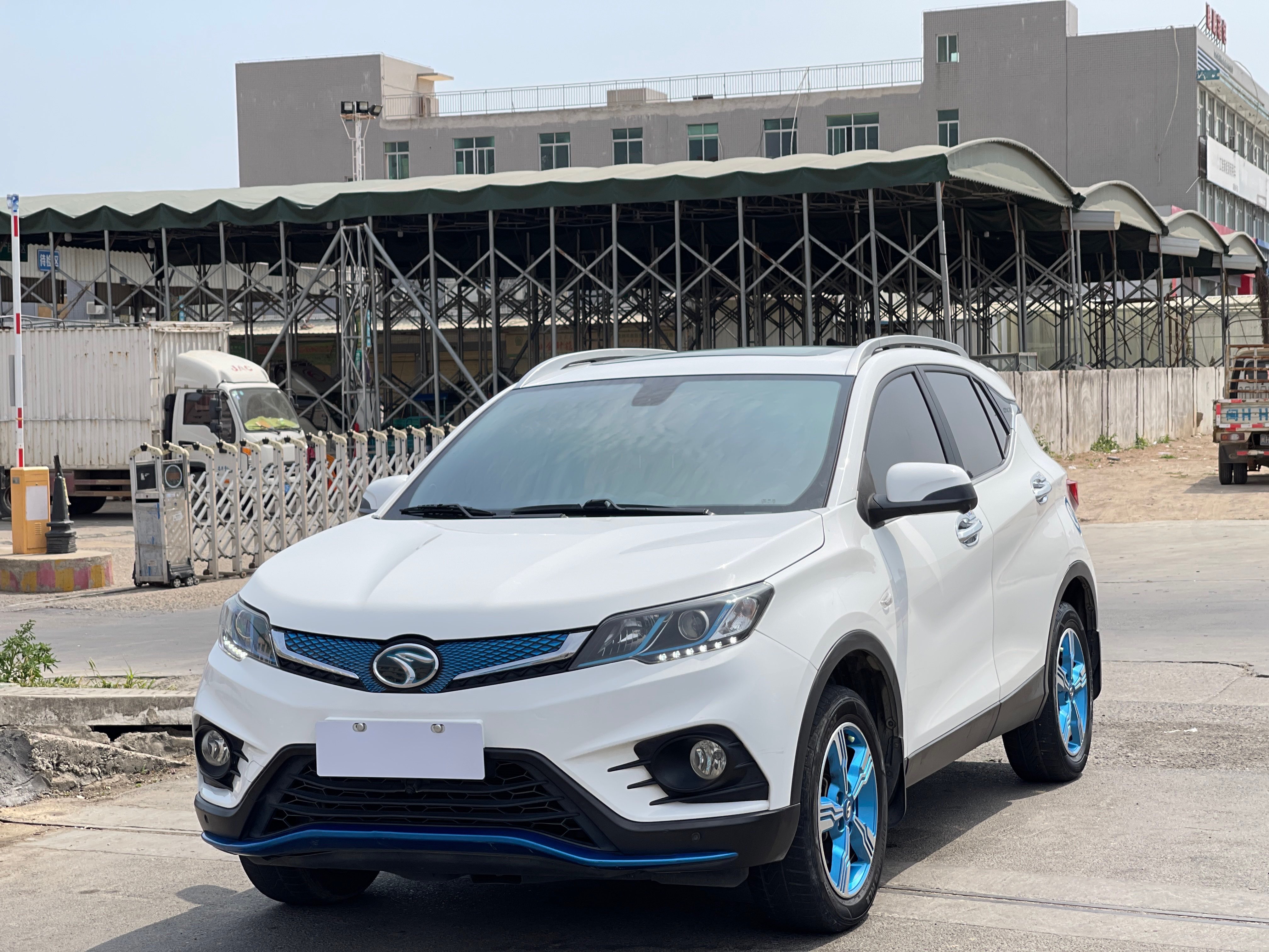 Soueast DX3 2018 car image #4