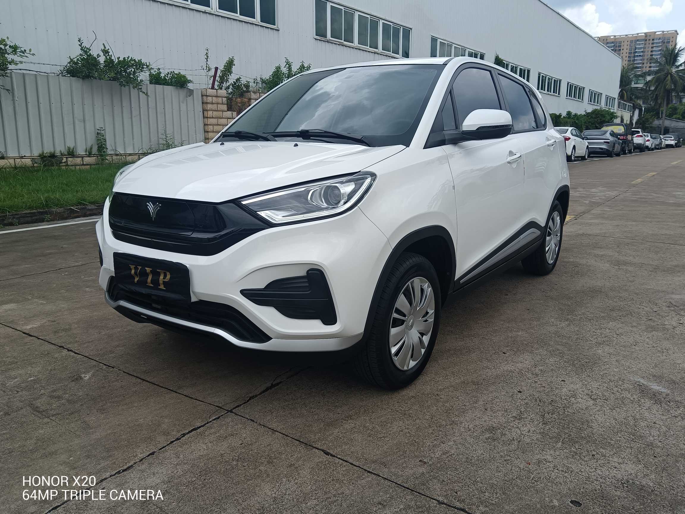 哪吒汽车 哪吒N01 2020 汽车图片 #4