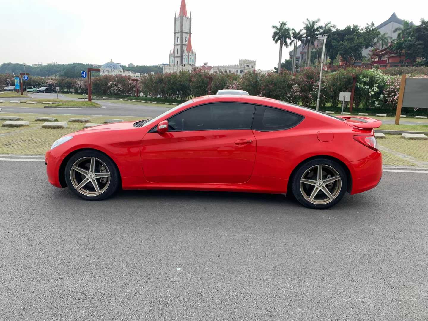 Hyundai Rohens 2010 car image #4