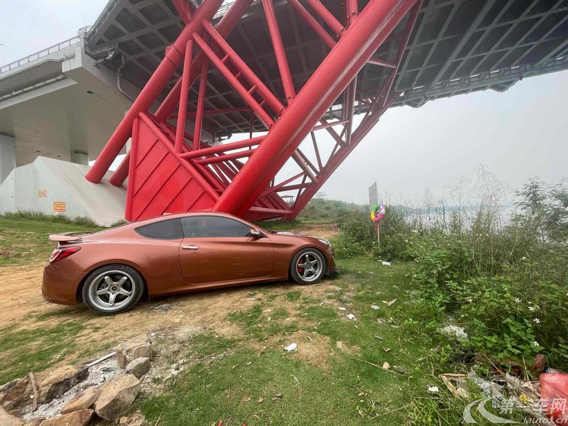 Hyundai Rohens 2013 #4 Hyundai Rohens 2013 car image #4