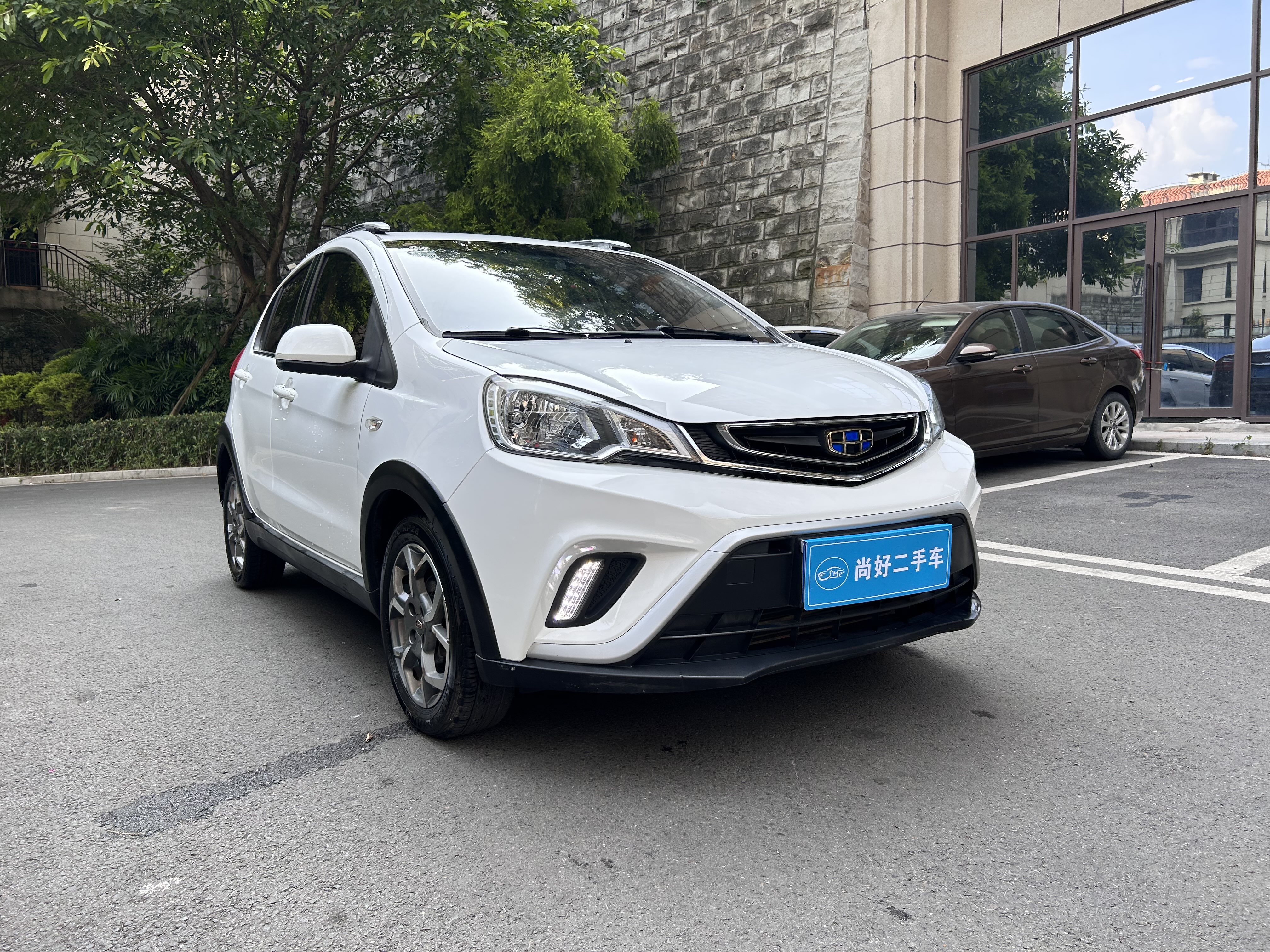 GEELY Vision X1 2018 car image #4