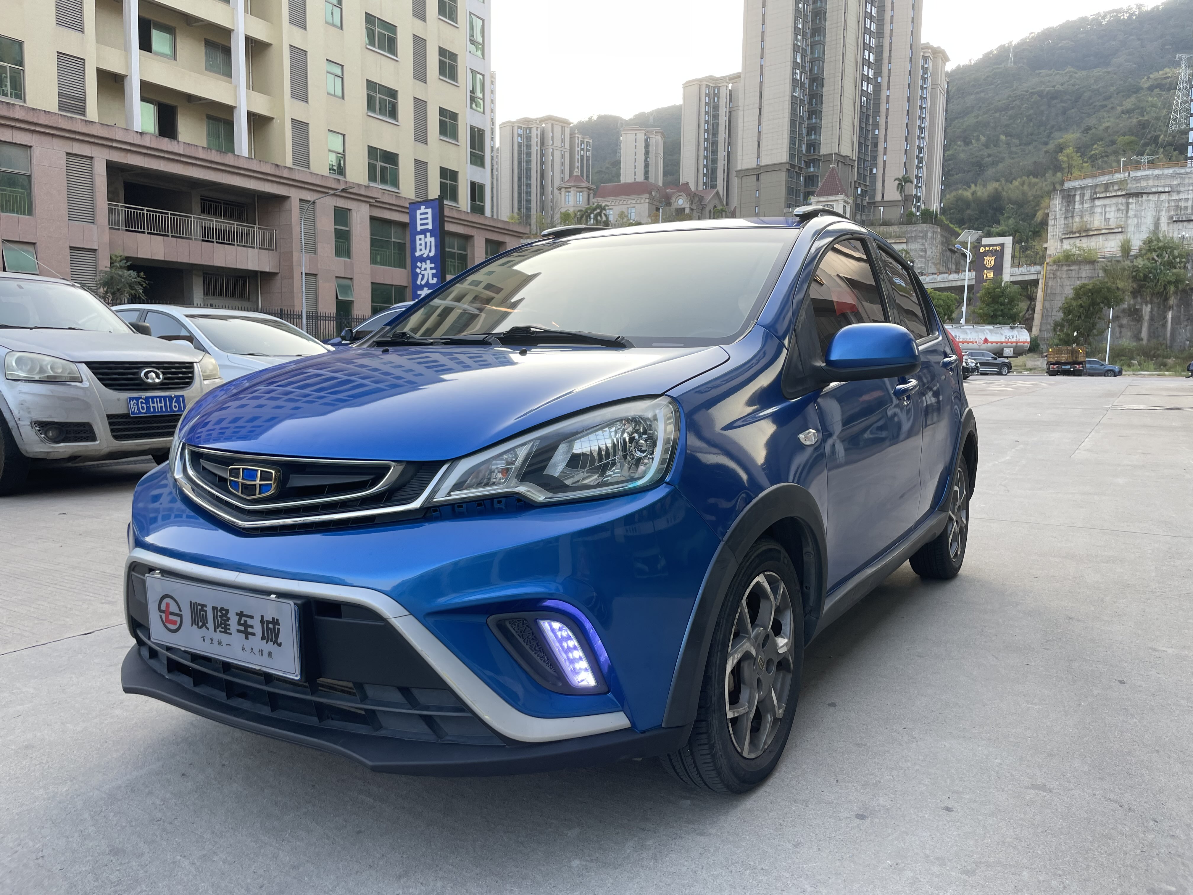 GEELY Vision X1 2017 #4 GEELY Vision X1 2017 car image #4