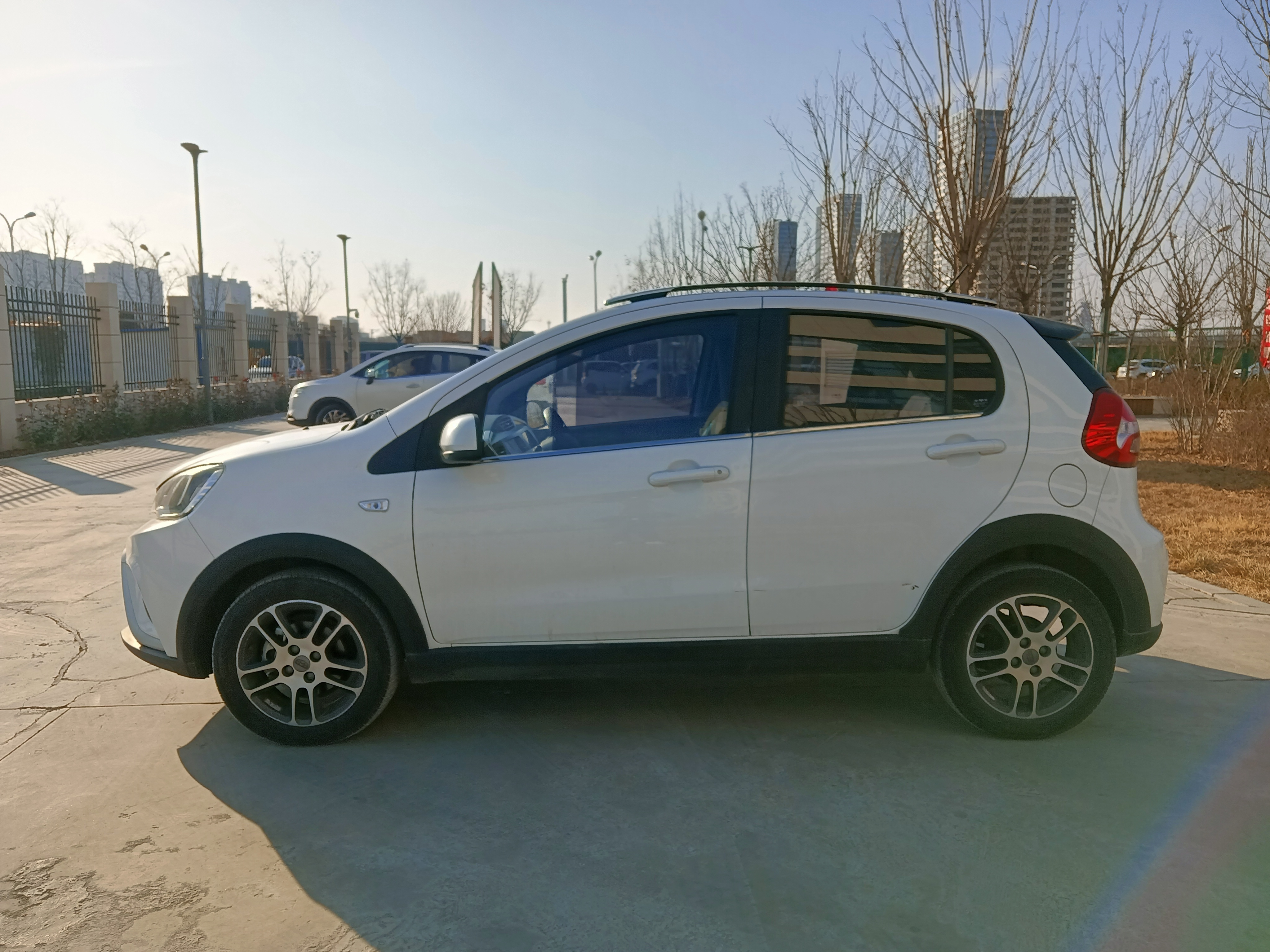GEELY Vision X1 2019 صورة سيارة #4