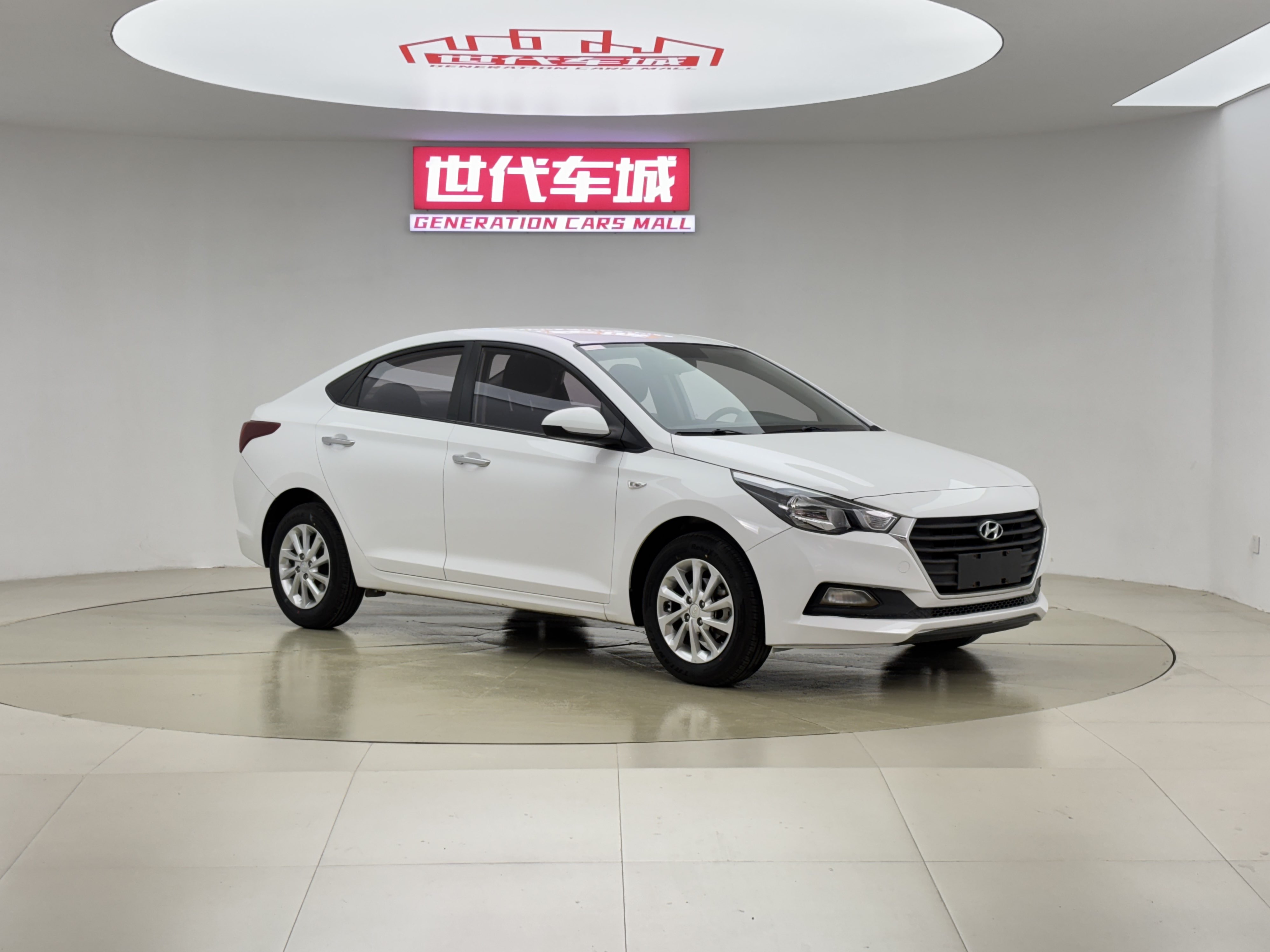 Hyundai Verna 2019 car image #4