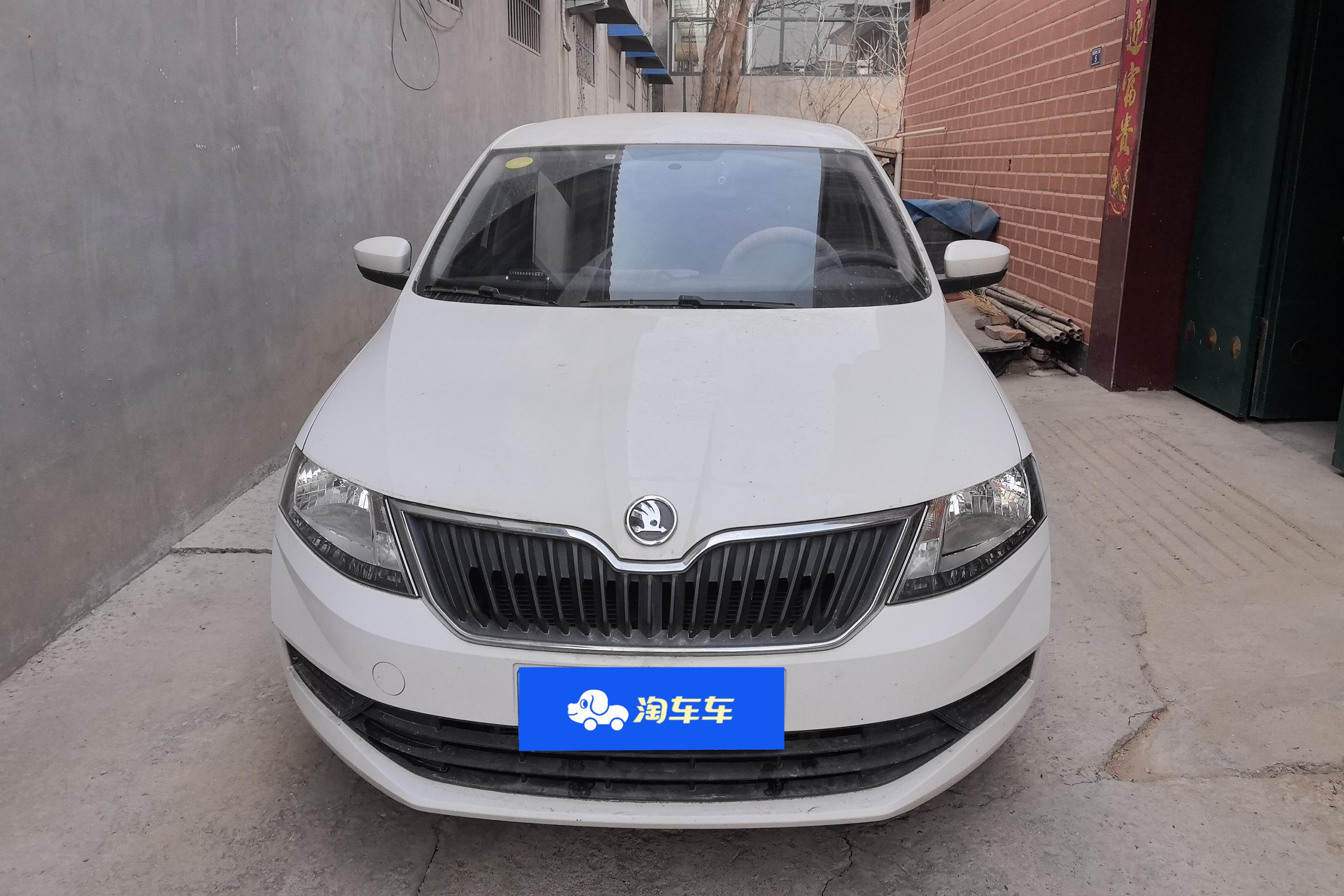 Skoda Rapid Spaceback 2019 immagine di auto #4