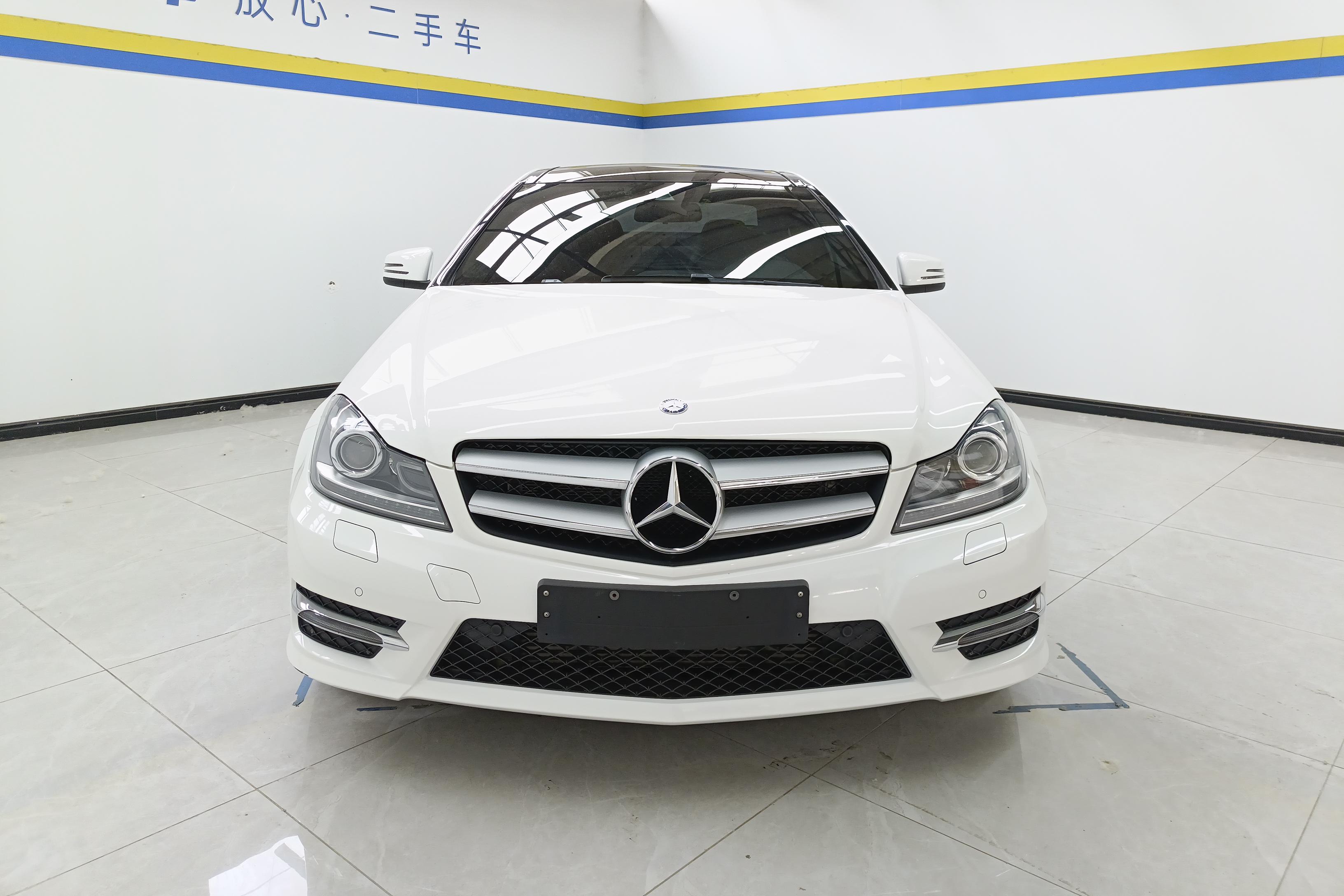 Mercedes-Benz C Class (Imported) 2015 #4 Mercedes-Benz C Class (Imported) 2015 car image #4