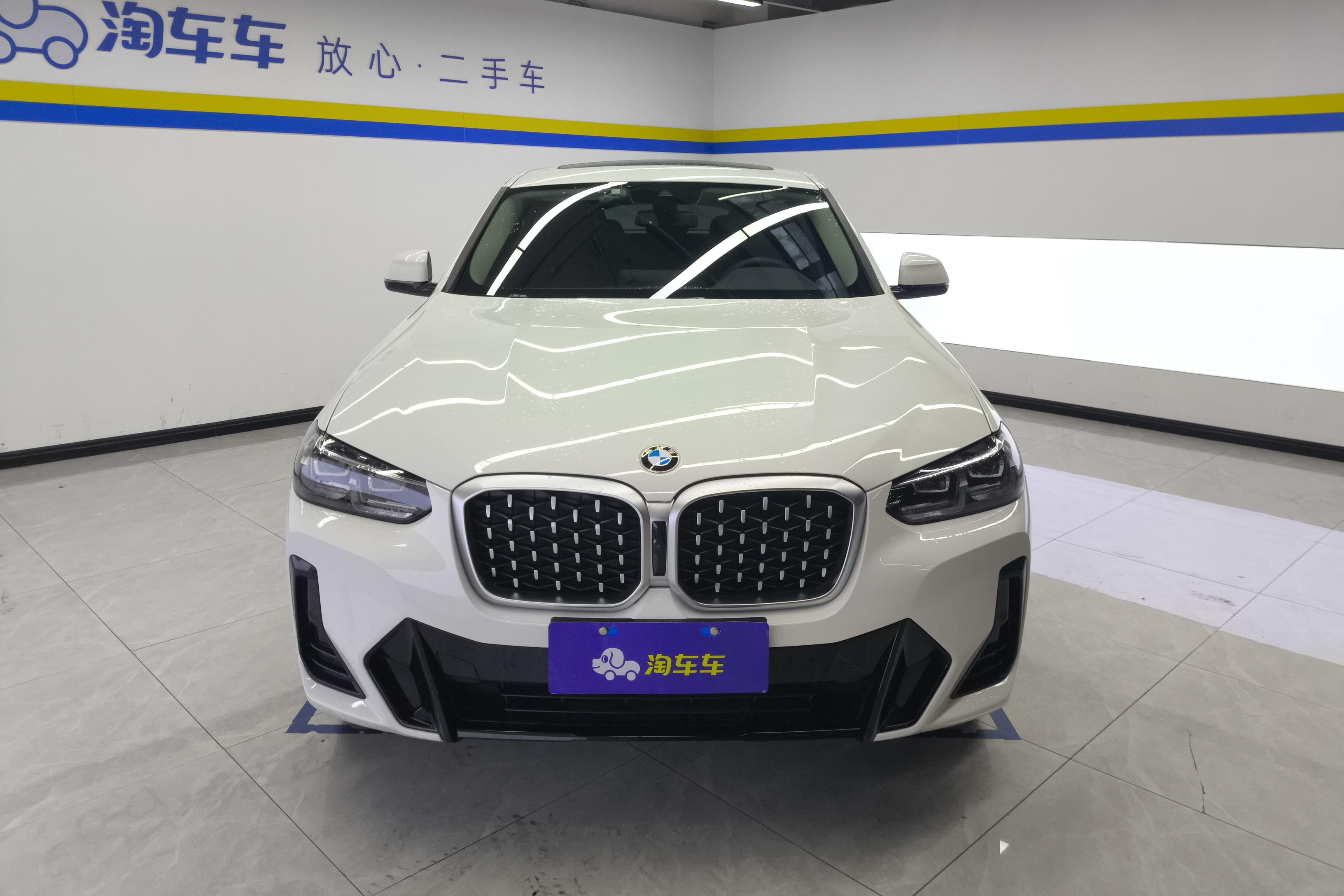 BMW X4 M40i 2024 #4 BMW X4 M40i 2024 car image #4