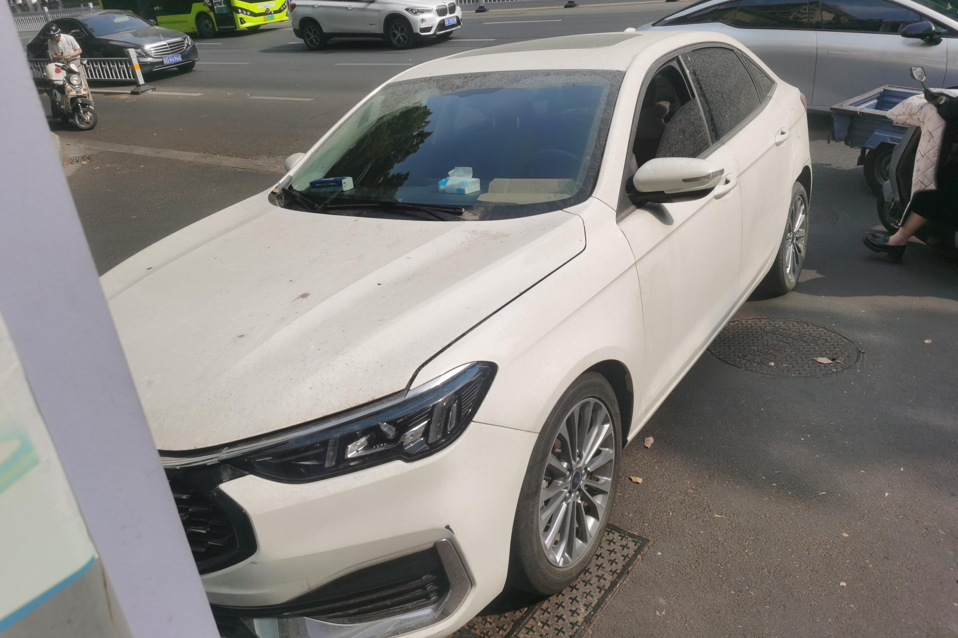 Ford Escort 2021 car image #4