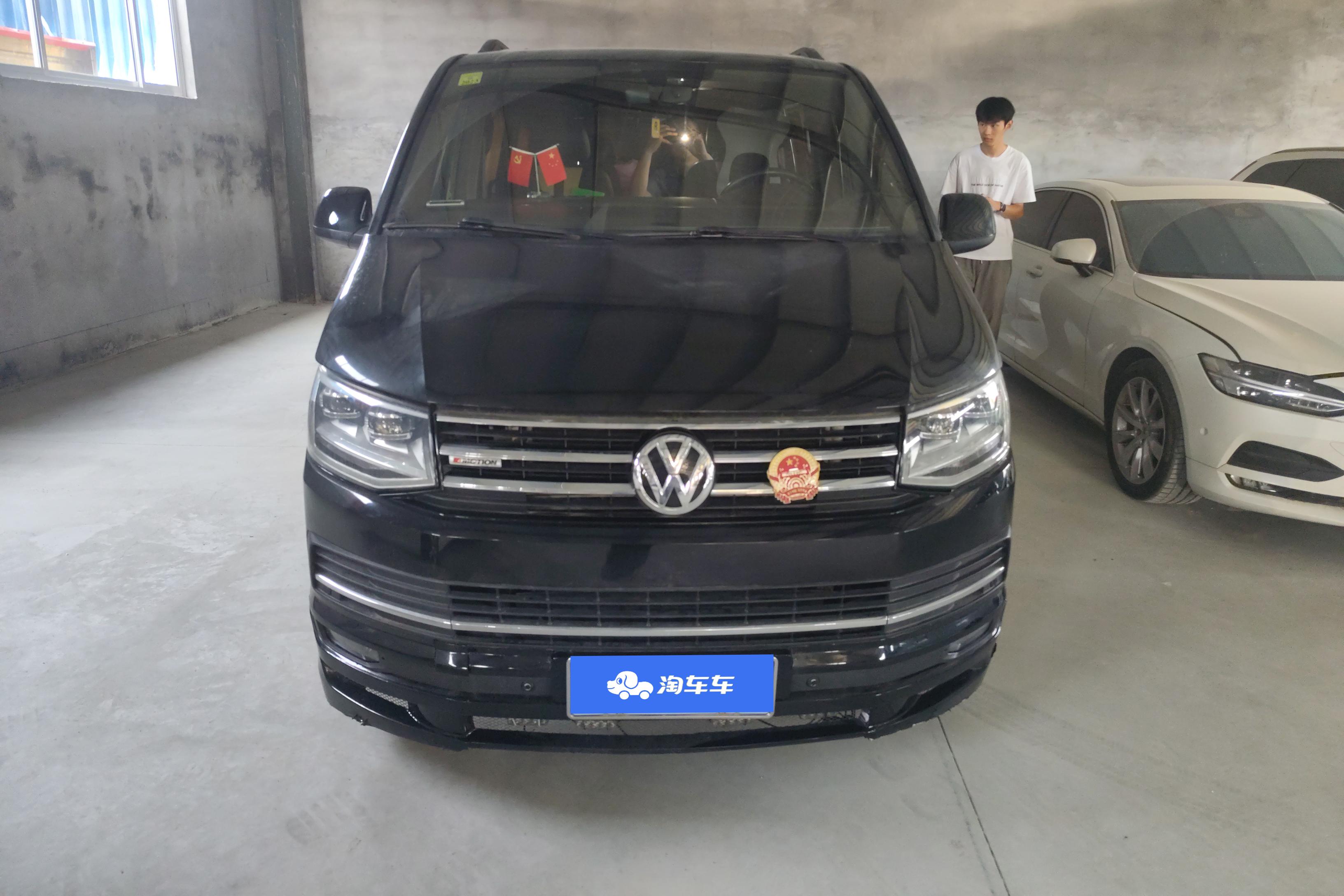 Volkswagen Caravelle 2018 car image #4