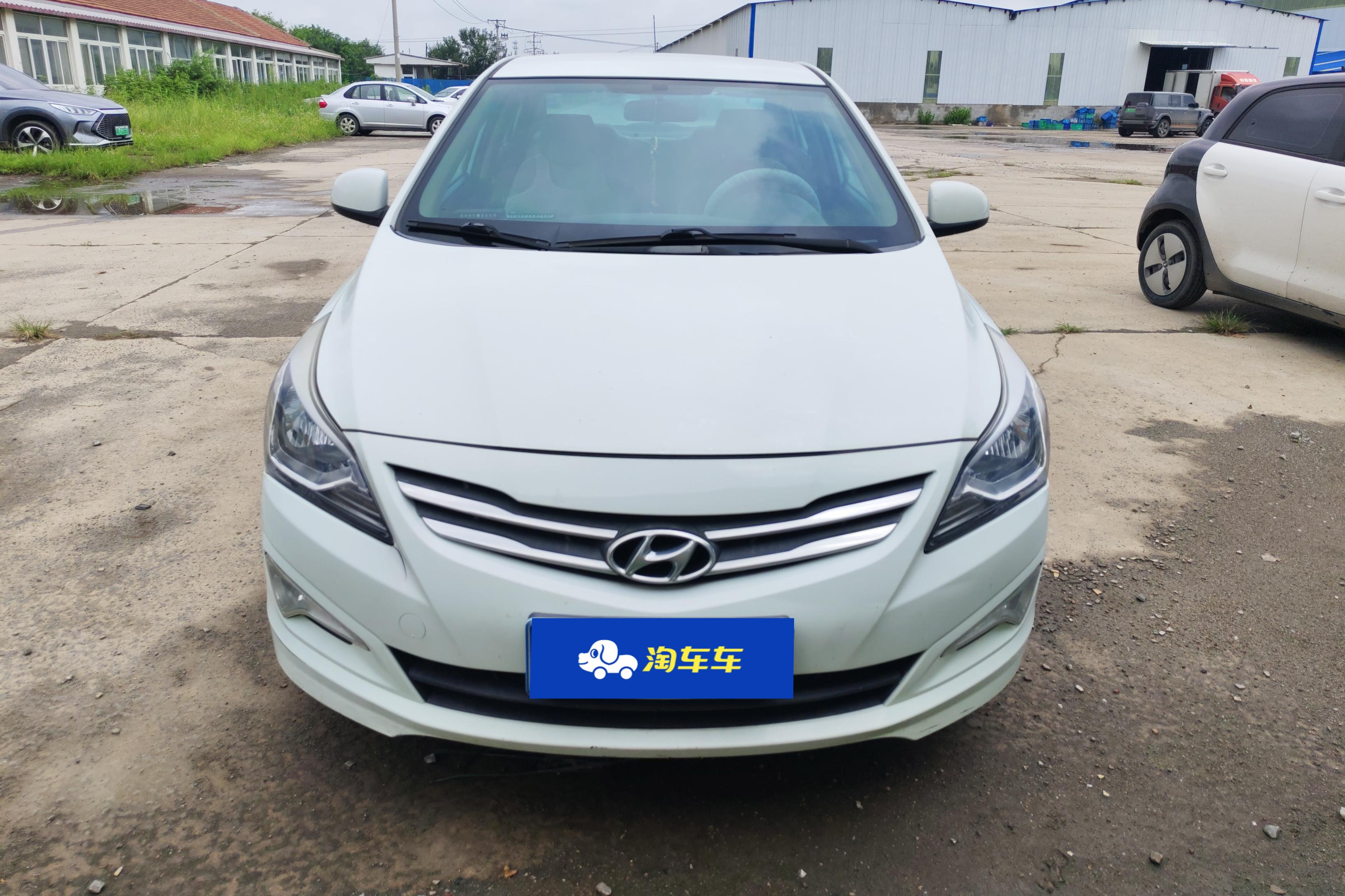 Hyundai Reina 2015 car image #4