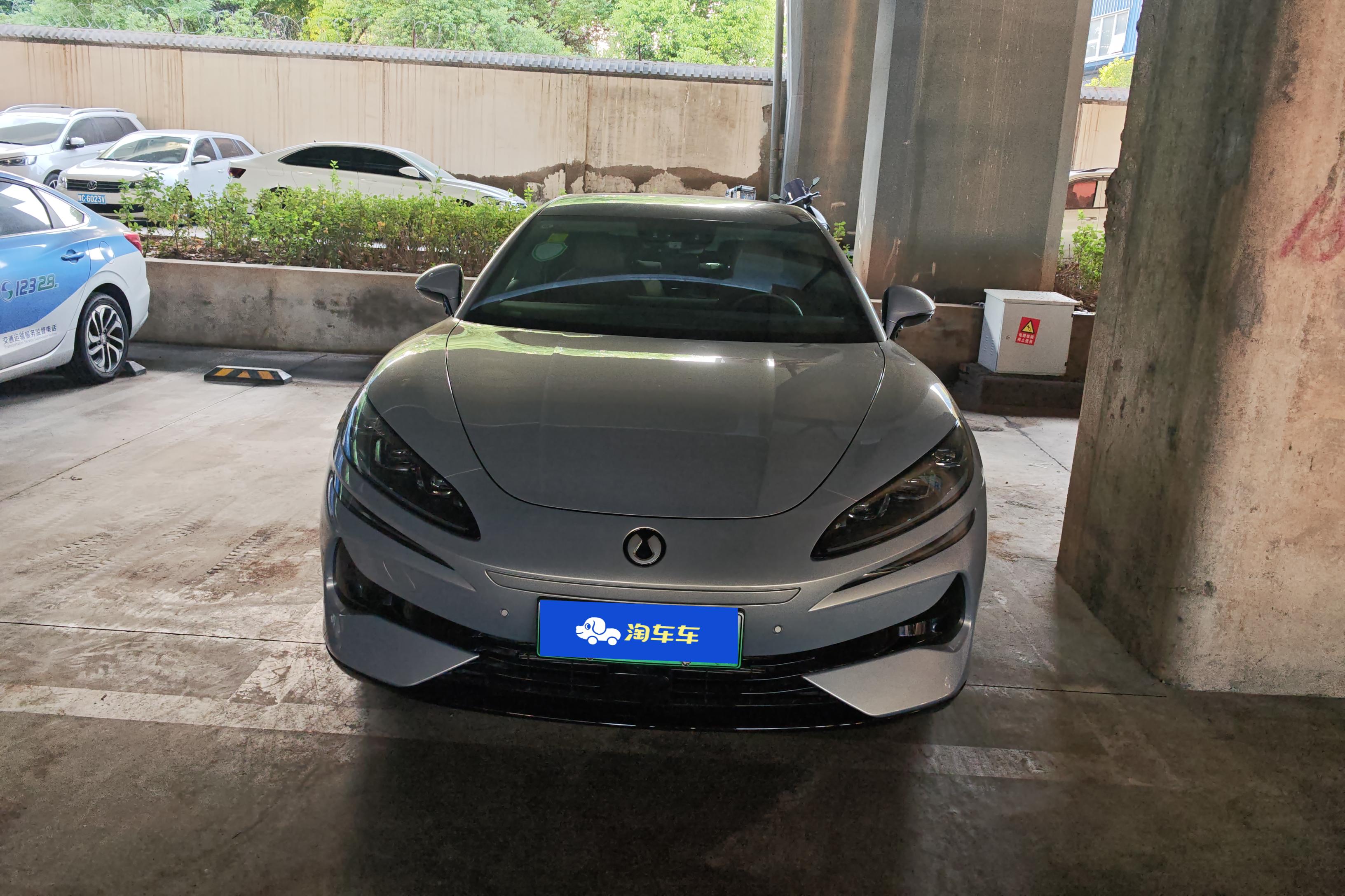 Denza Z9GT 2024 #4 Denza Z9GT 2024 car image #4