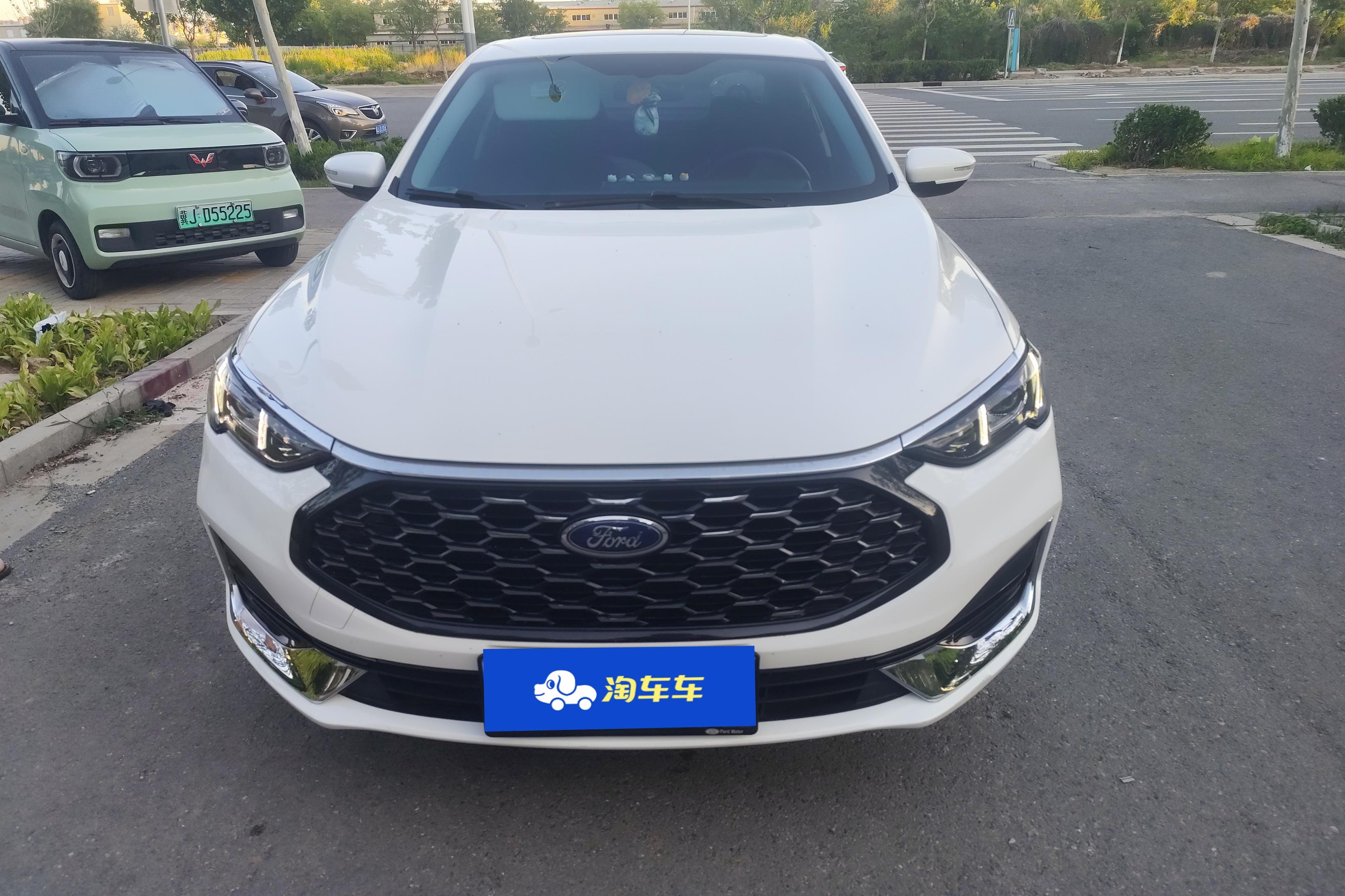 Ford Escort 2022 imagem de carro #4