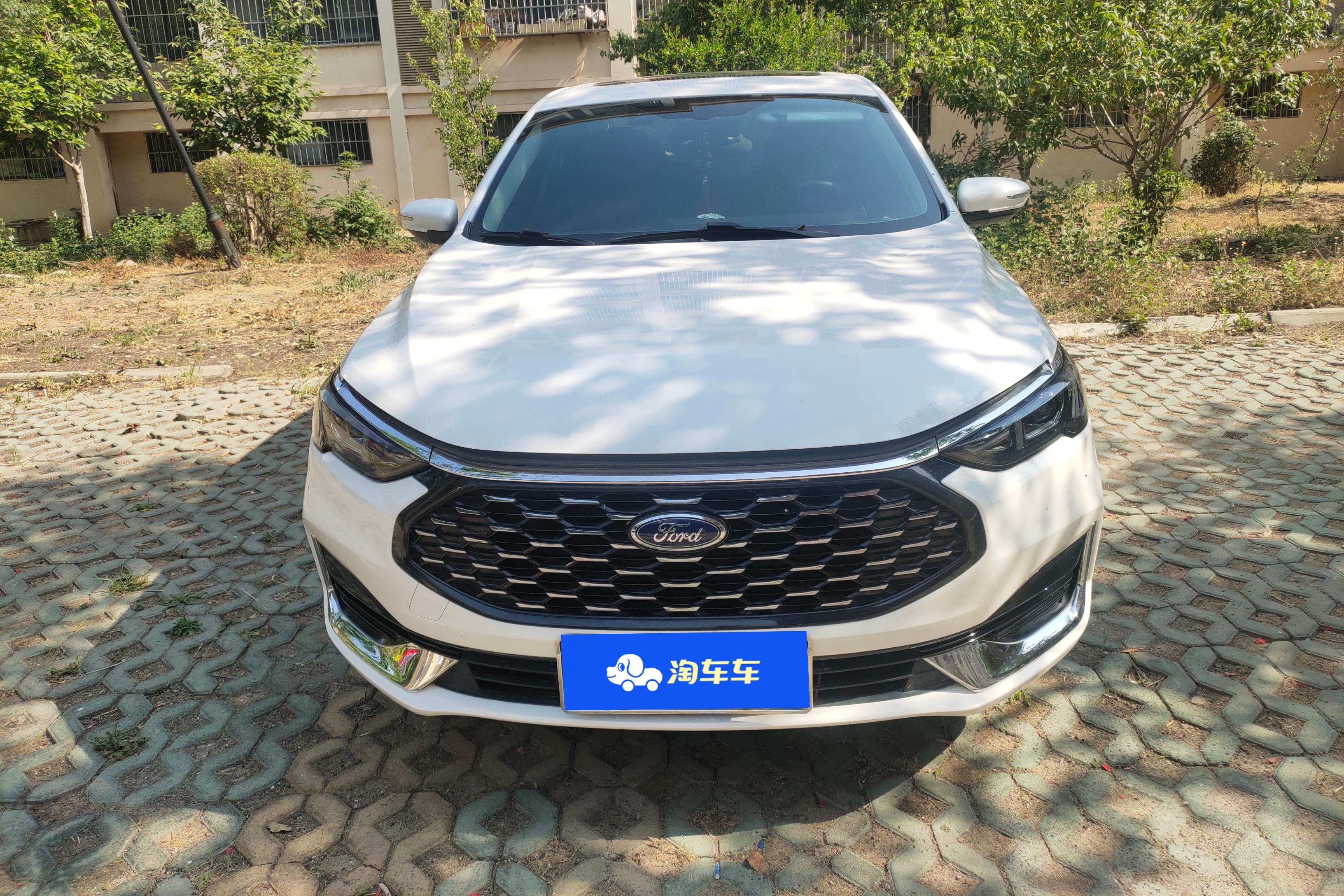 Ford Escort 2021 car image #4