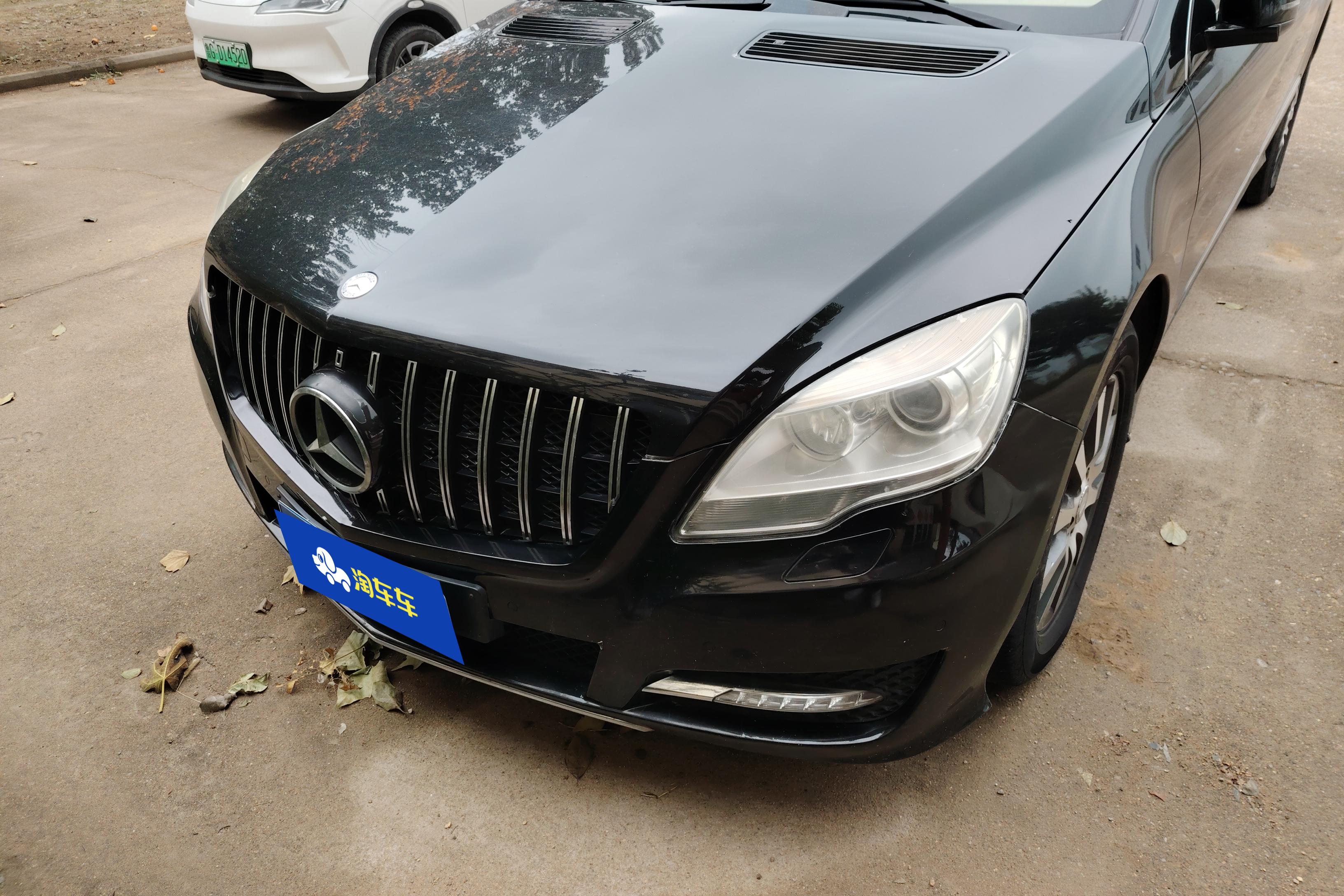 Mercedes-Benz R Class 2011 car image #4