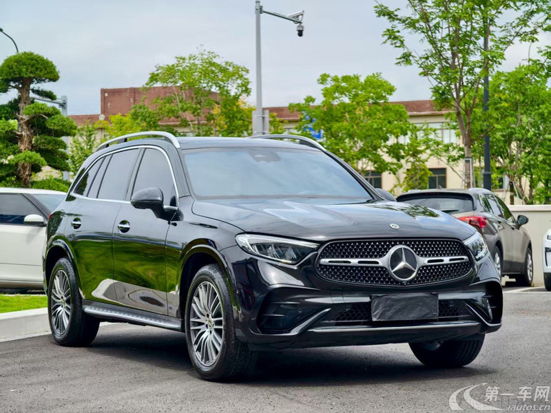 Mercedes-Benz GLC Class 2024 immagine di auto #4